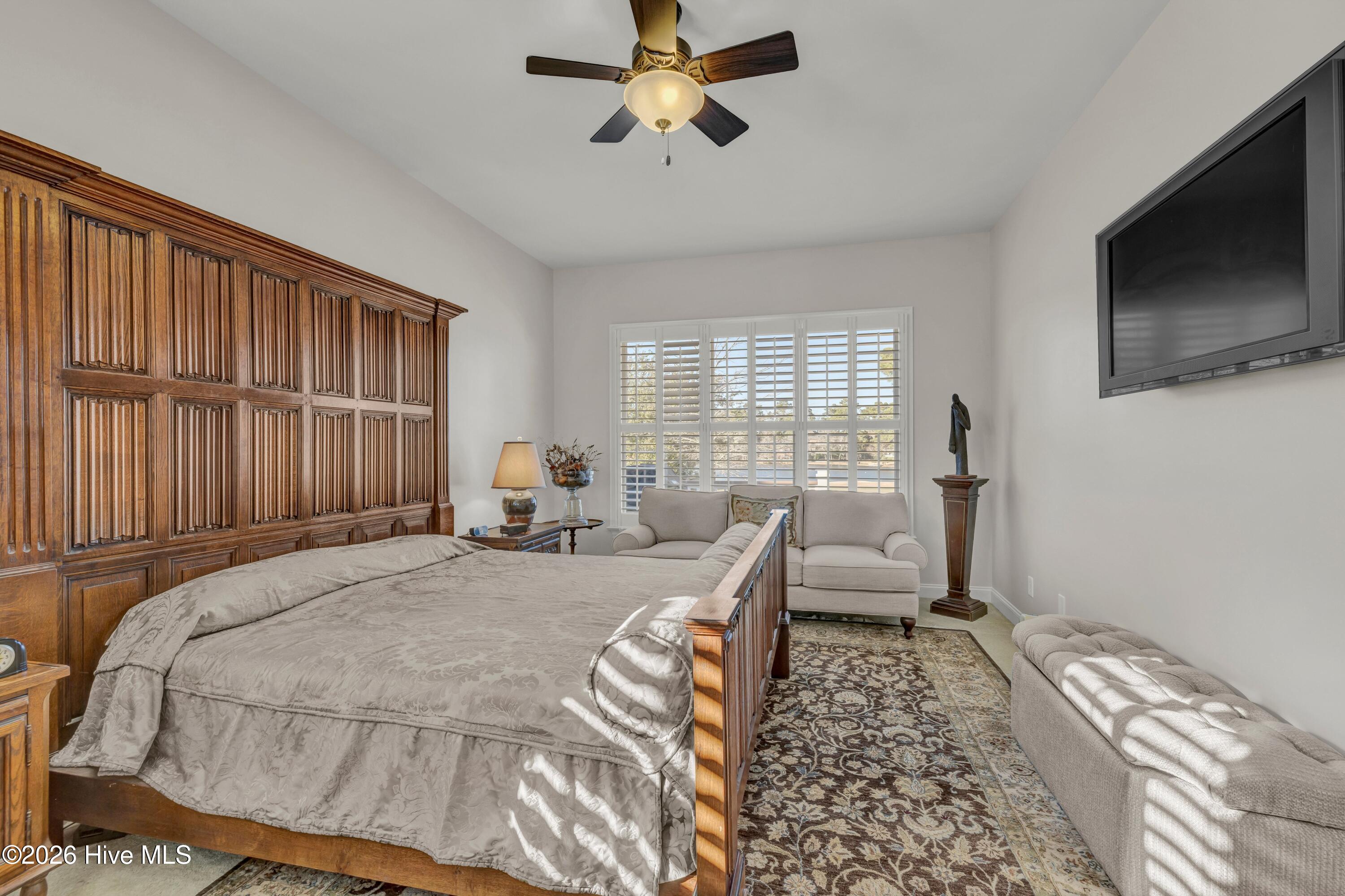 100554870 | Photo 12