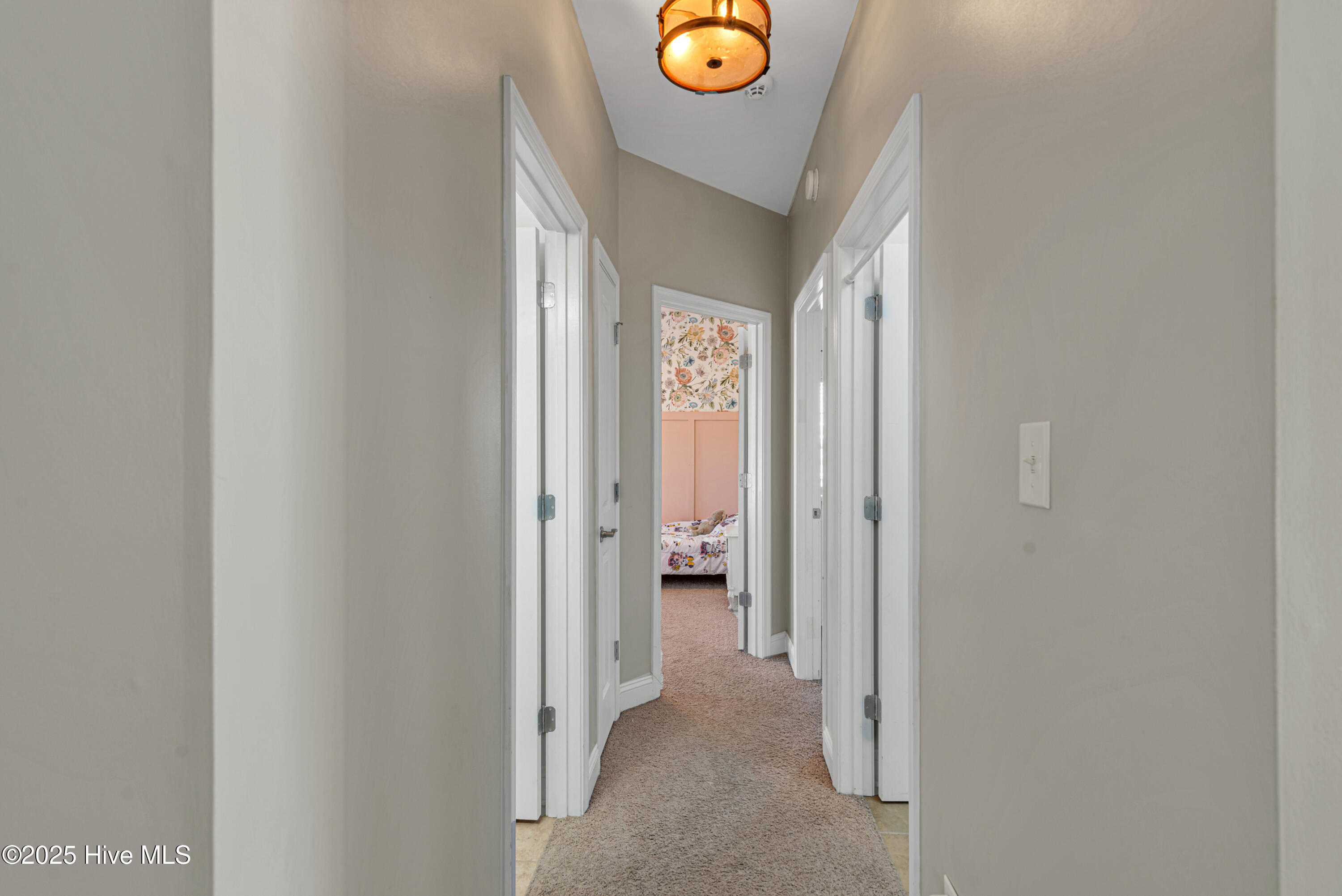 100545574 | Photo 24