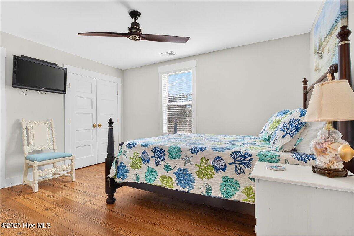 100541431 | Photo 33