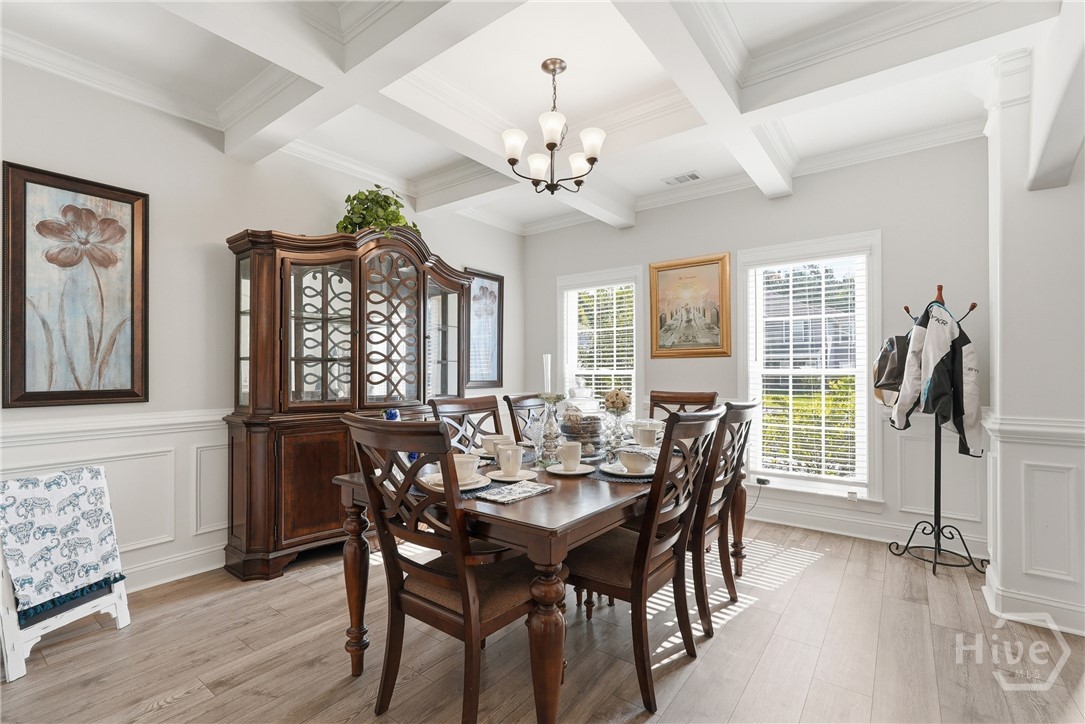 Craftsman ceiling in dining room
