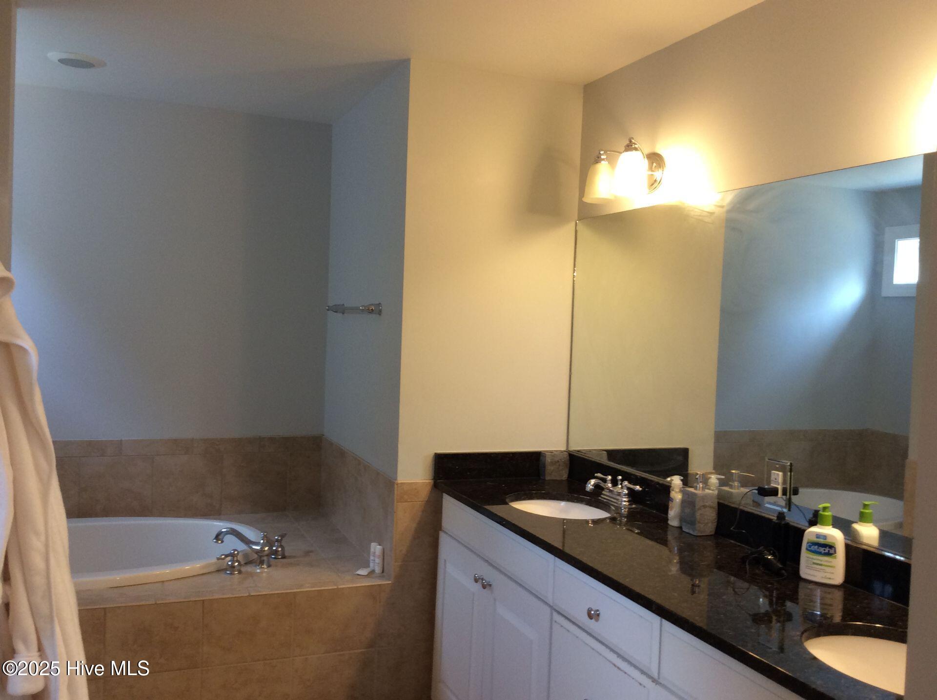3123 John Willis Master bath