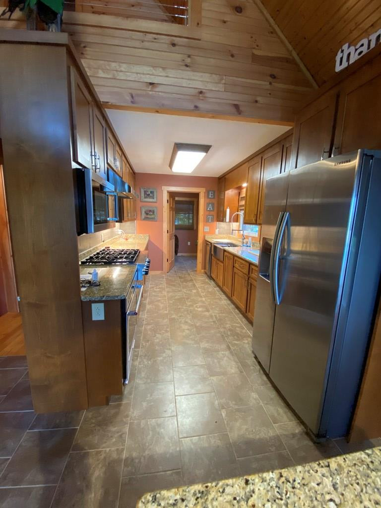 270 Marina Drive, Murphy, NC 28906 Listing Photo  18