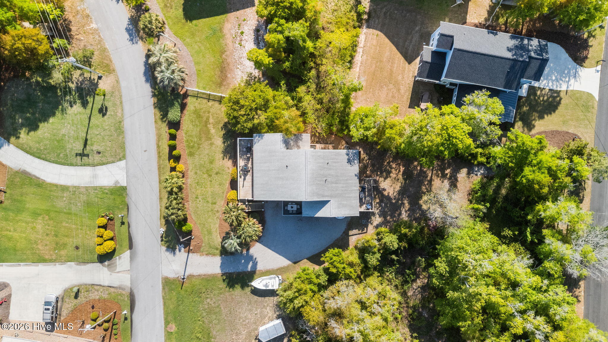 100568584 | Photo 44