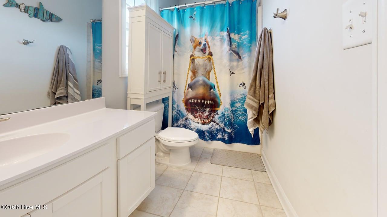 100559216 | Photo 36