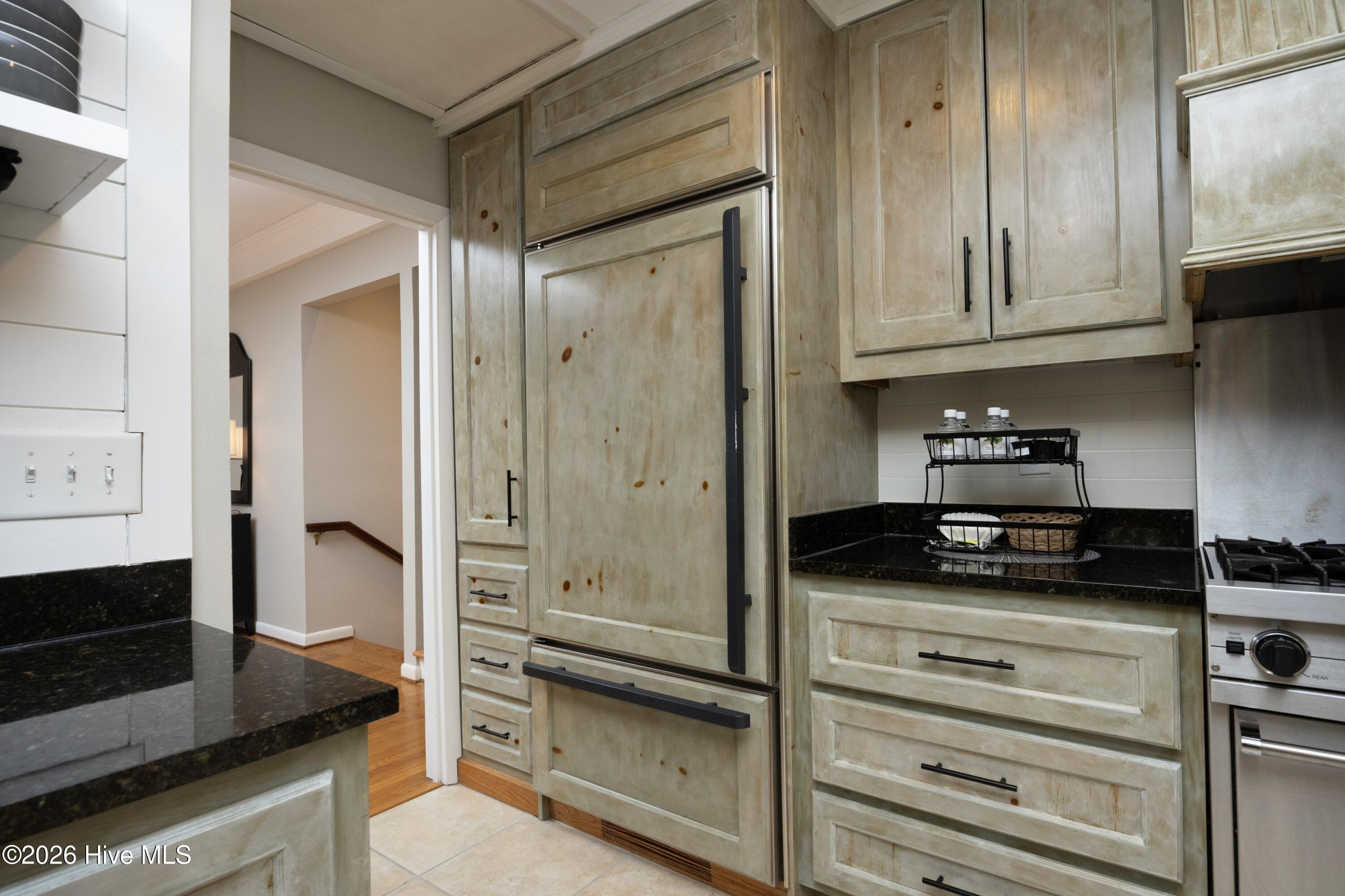 21FridgePanelled