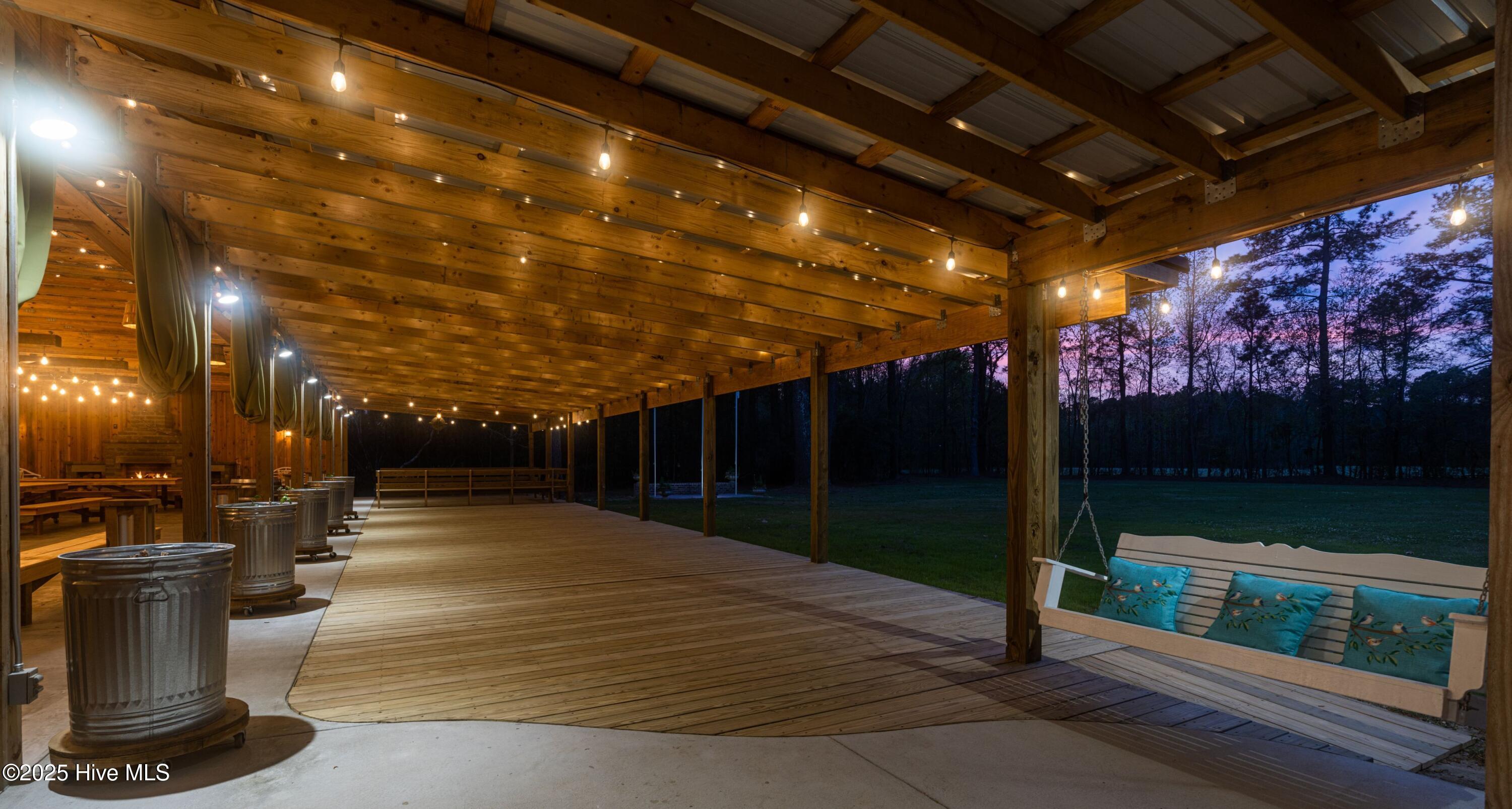 100500621 | Photo 21