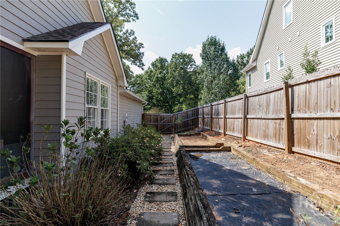 570 Snapfinger Drive