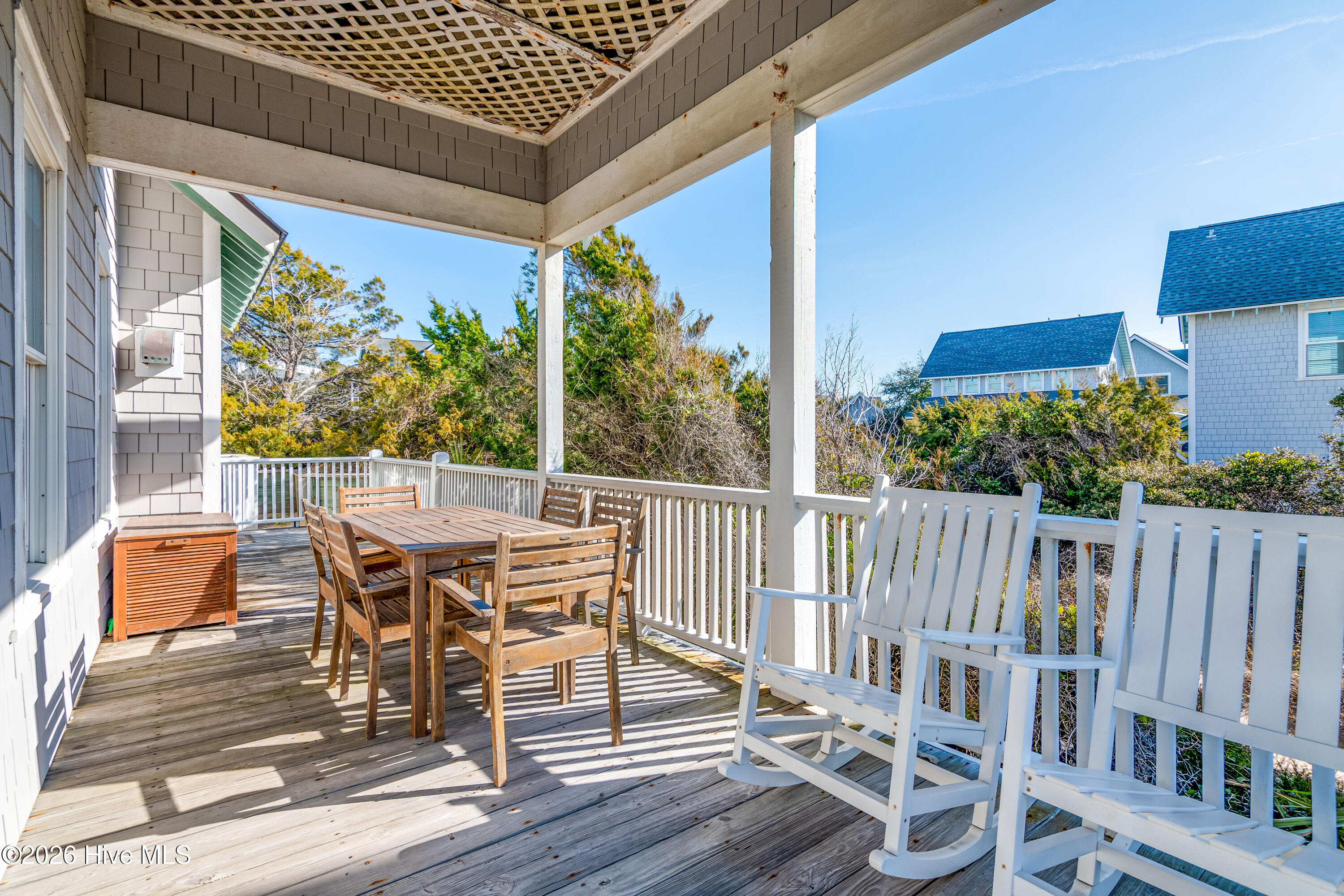 100553208 | Photo 28