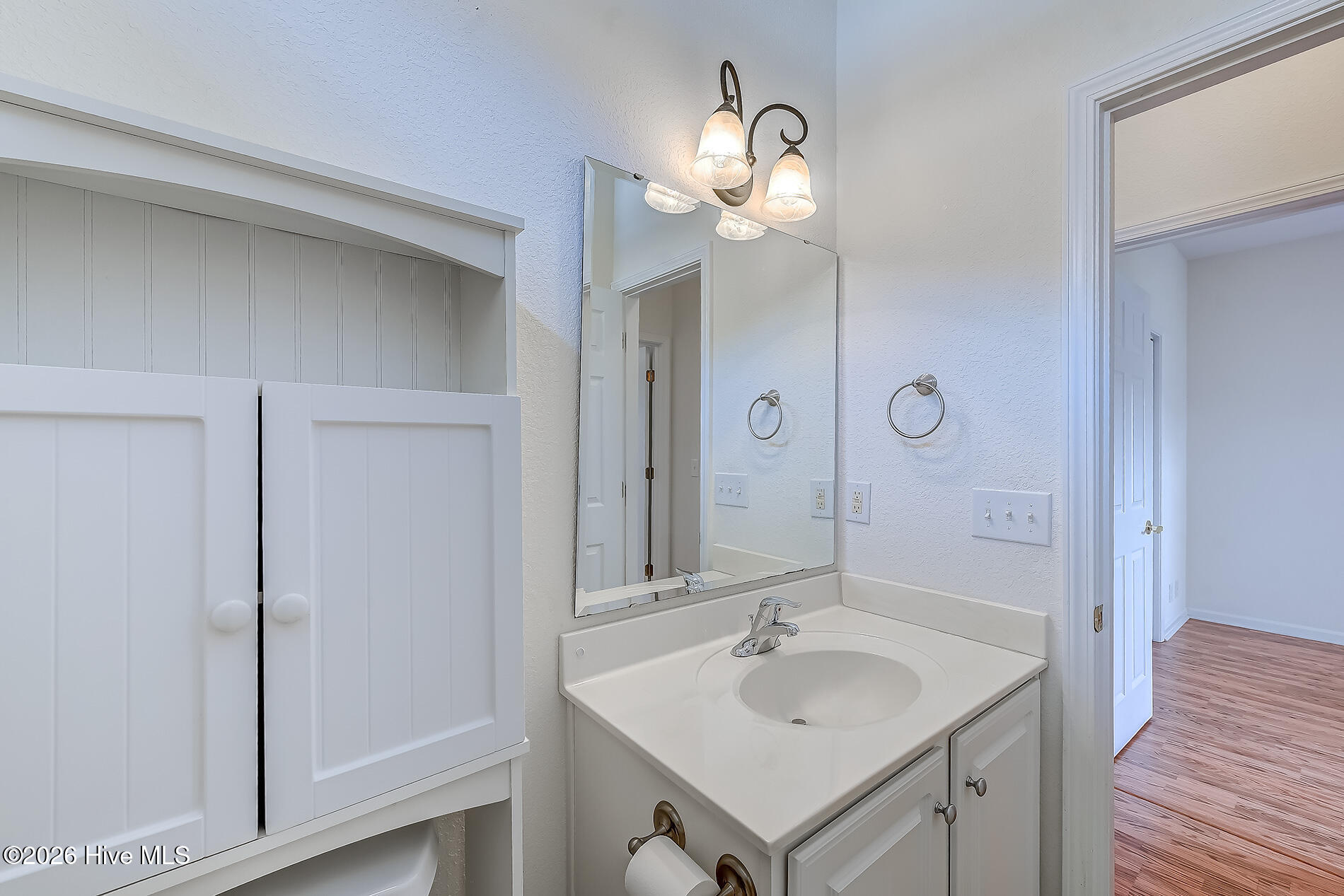 100563613 | Photo 21