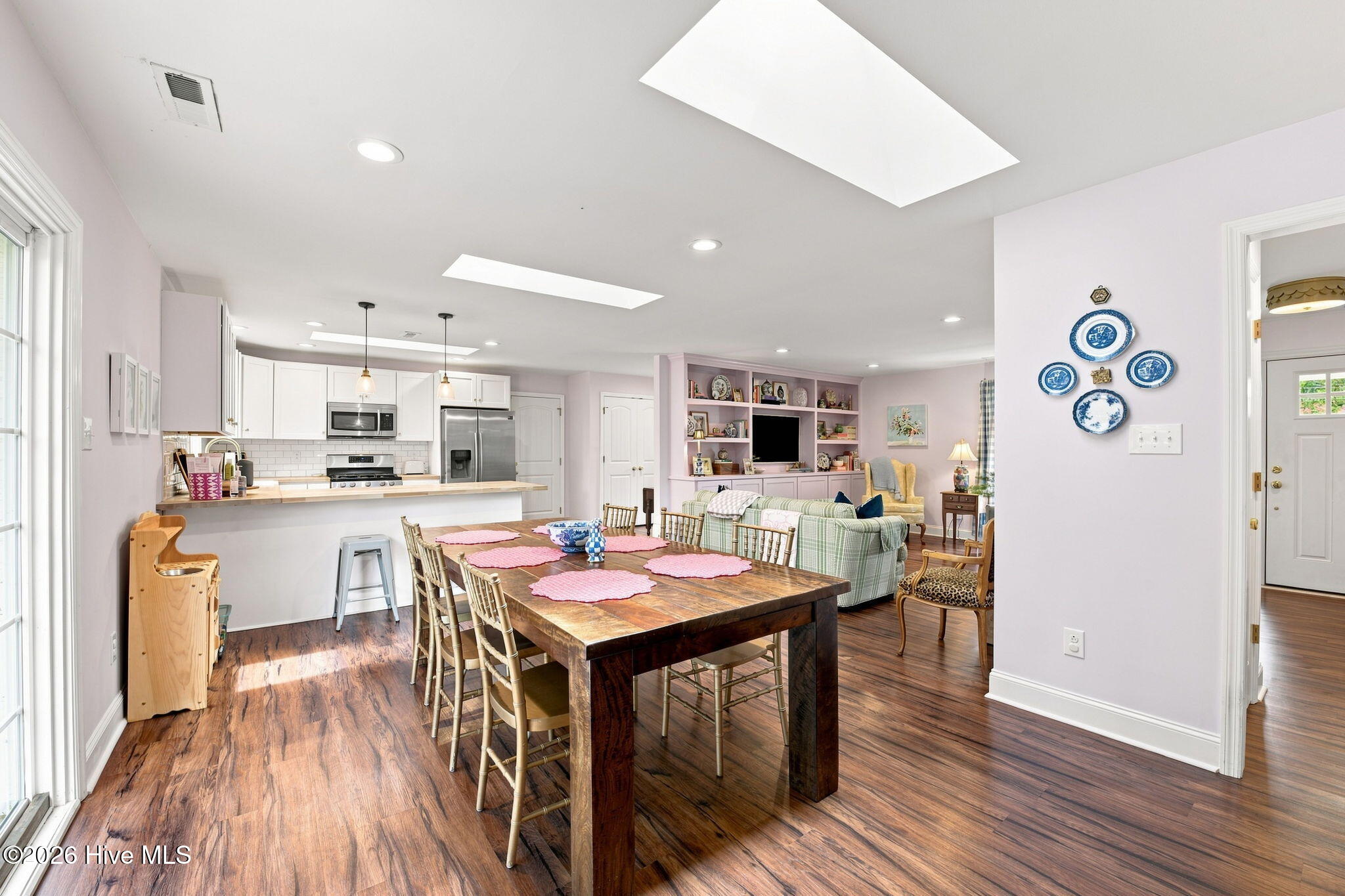 403 W Wilson Creek Drive,Trent Woods