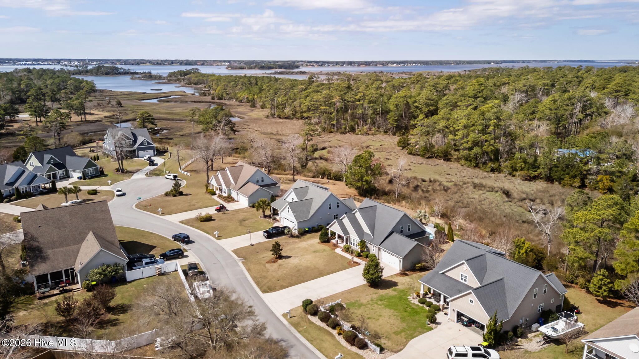 100560213 | Photo 48