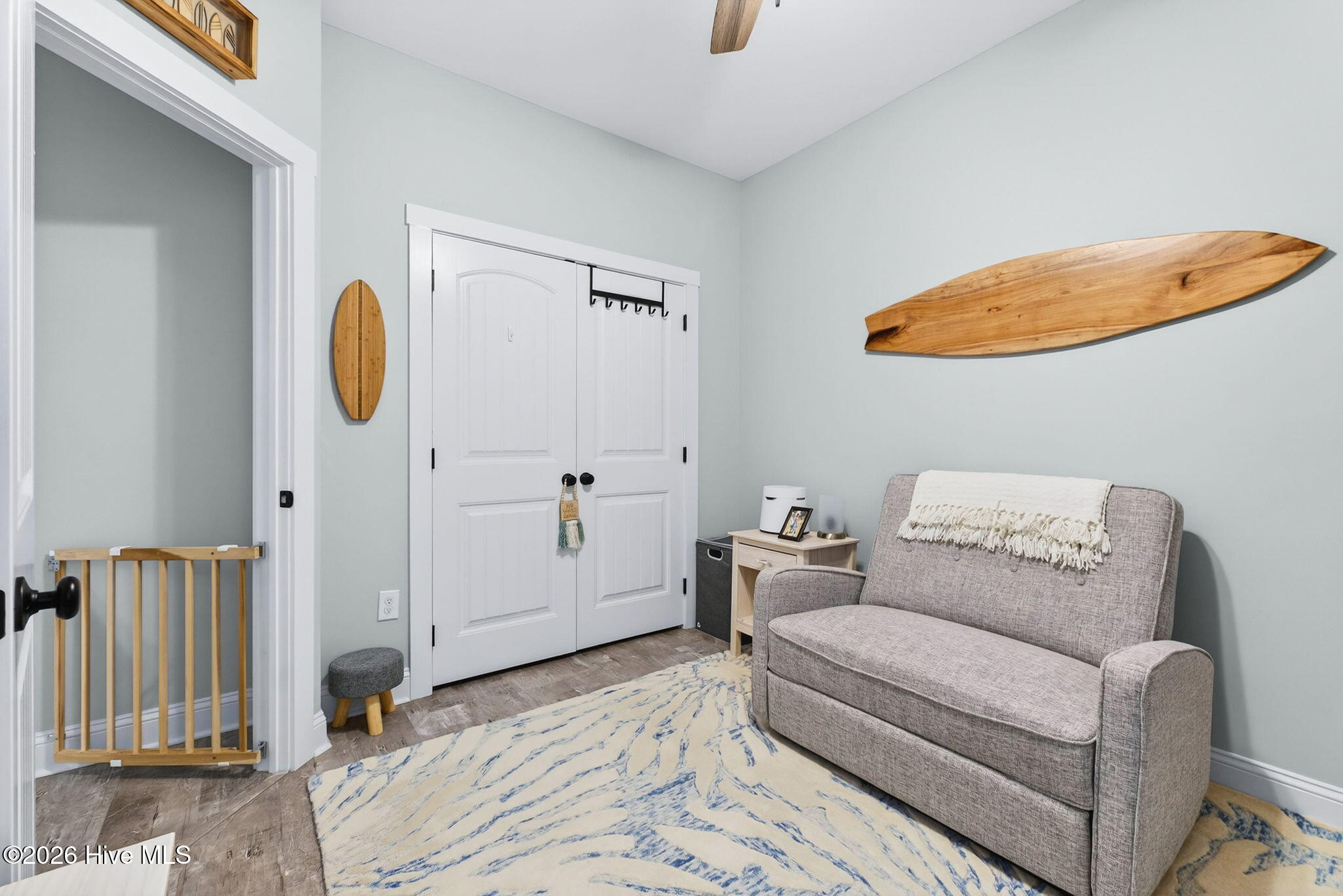 100557627 | Photo 23