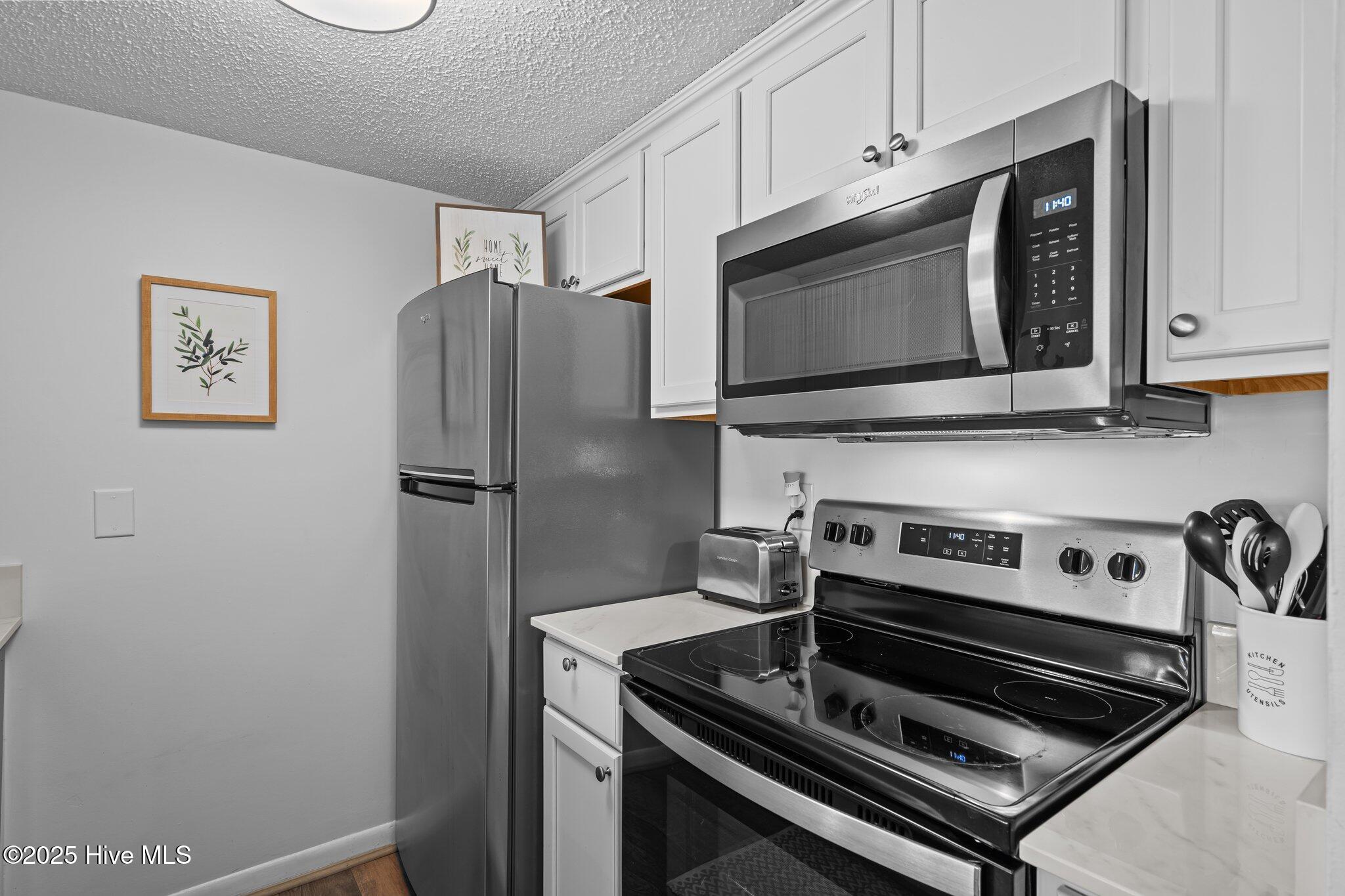 5 Pine Tree Road 211