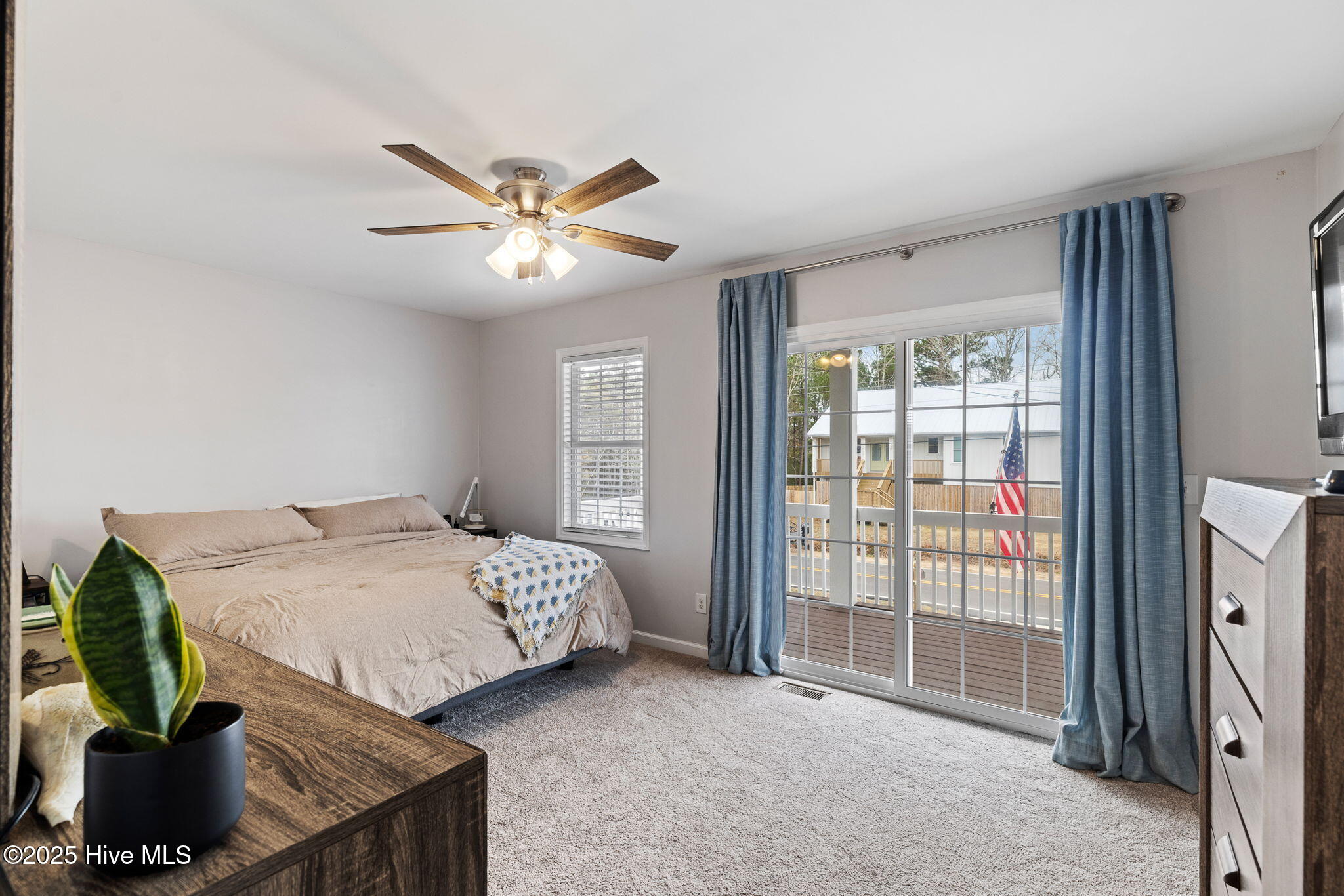 100546580 | Photo 26