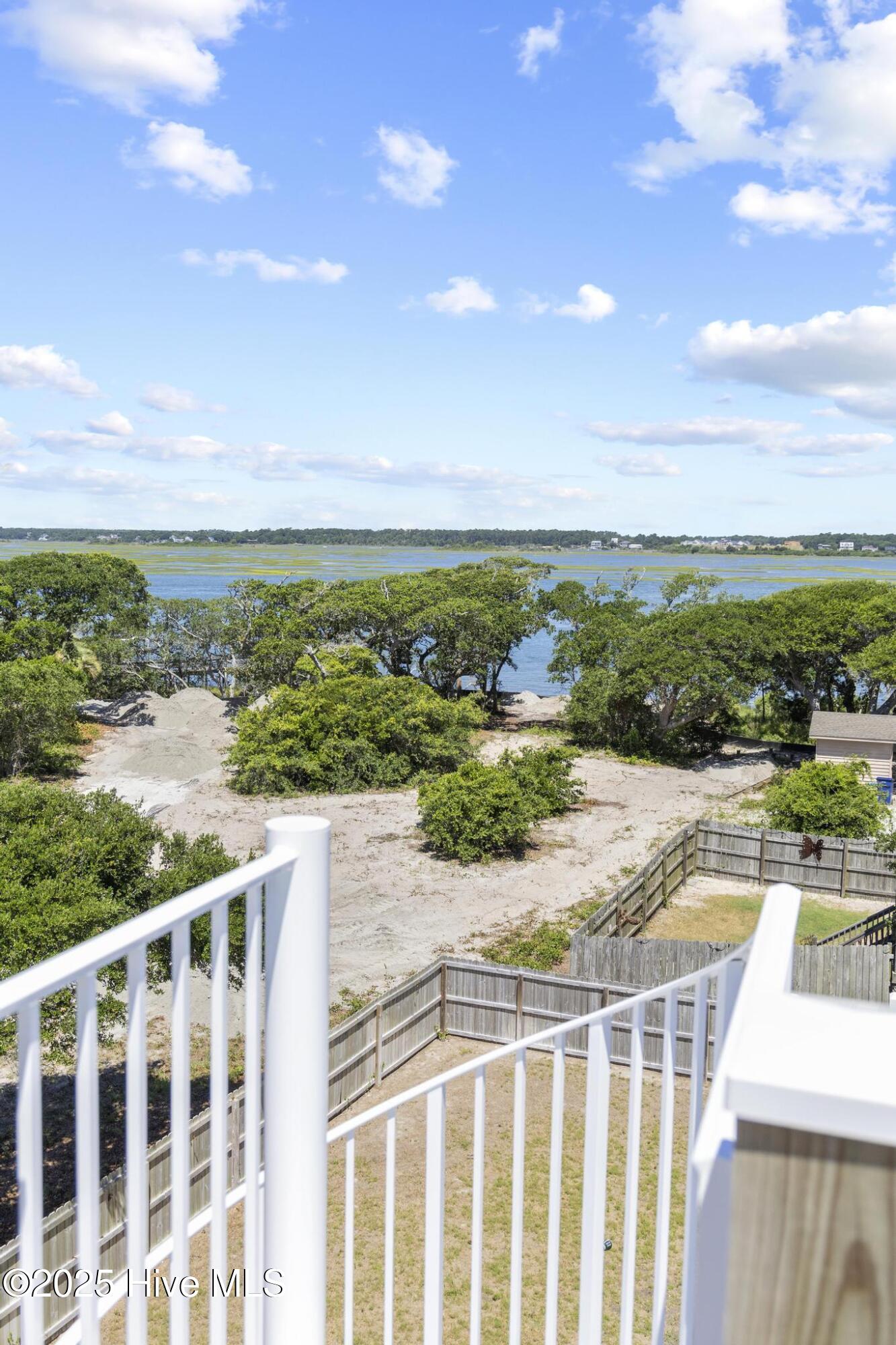 100498543 | Photo 100