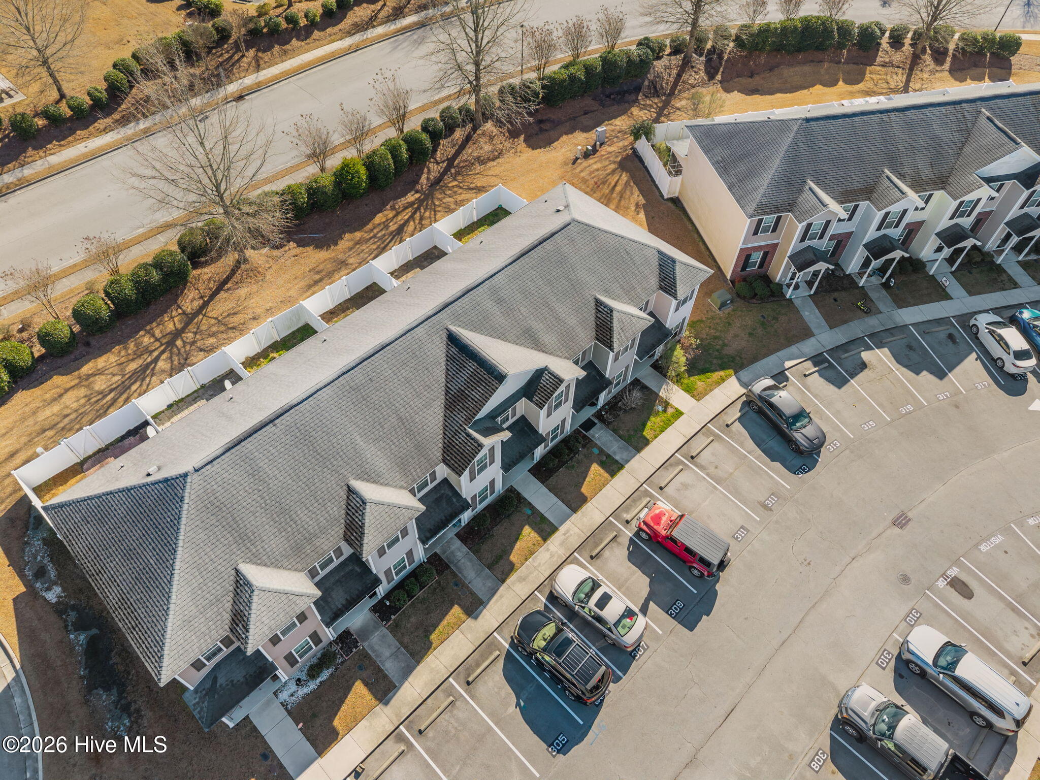 100552891 | Photo 22