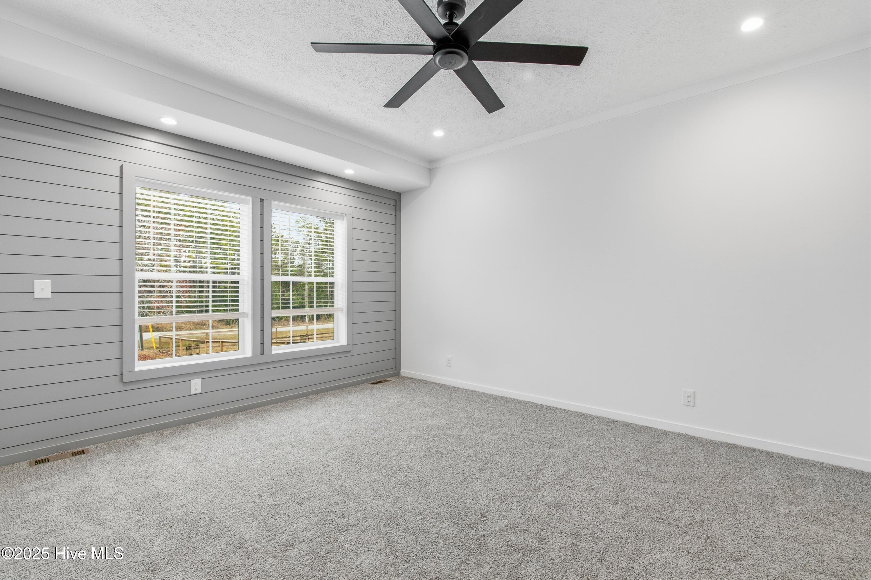 100544559 | Photo 15