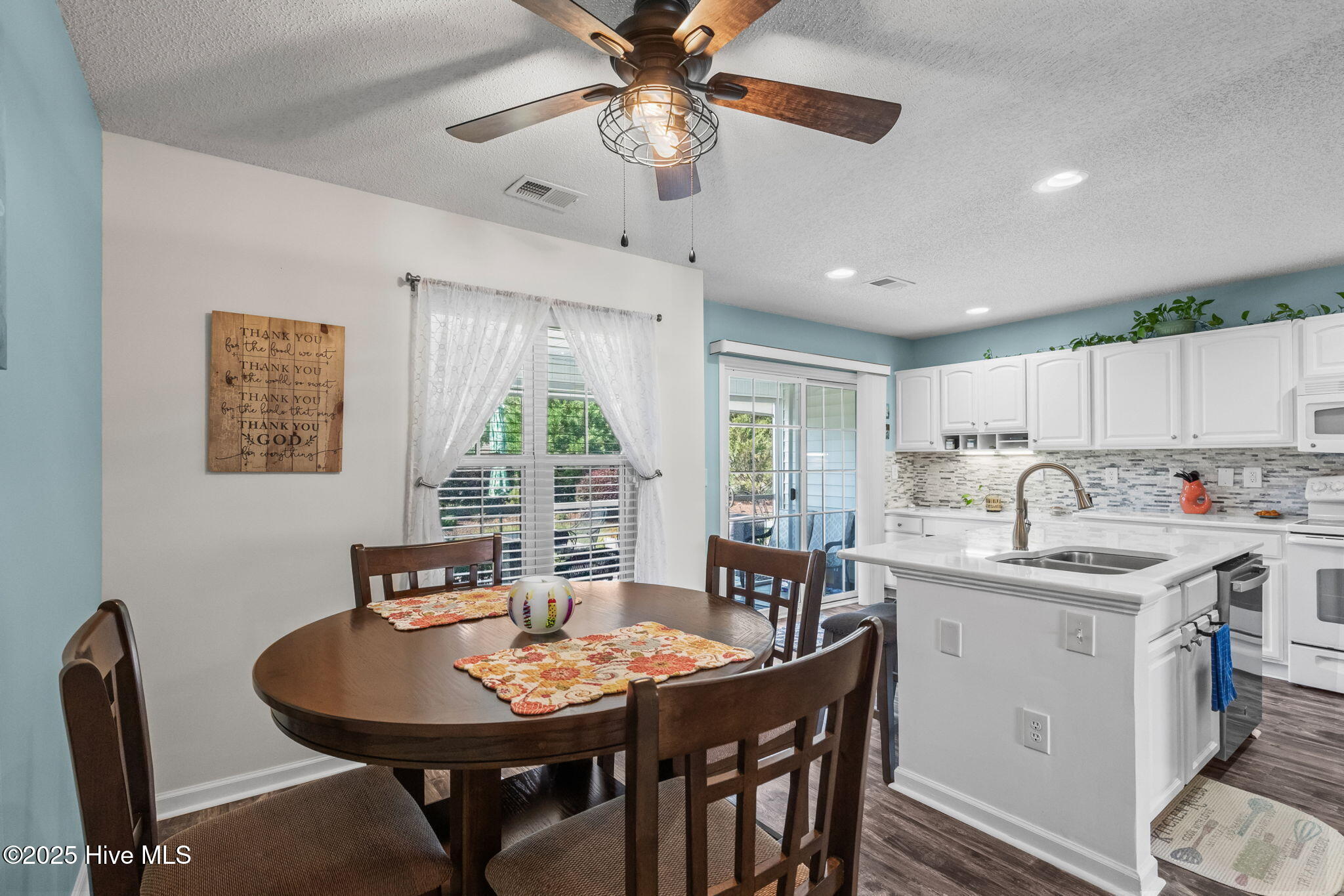 3035 Cedar Creek Lane, Carolina Shores, NC 28467 – photo 8: 18-web-or-mls-3035 Cedar Creek Ln 14