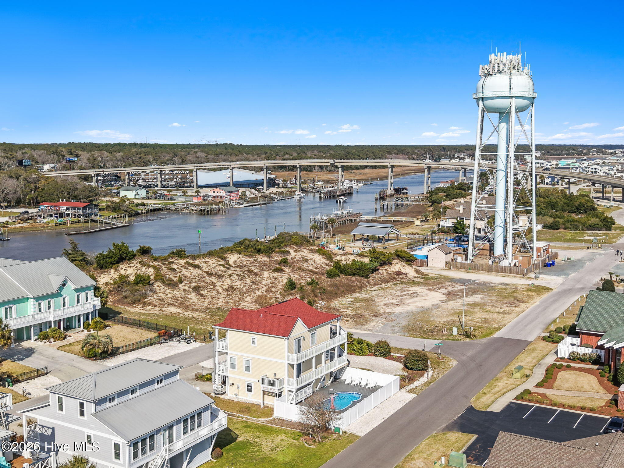 100561633 | Photo 60