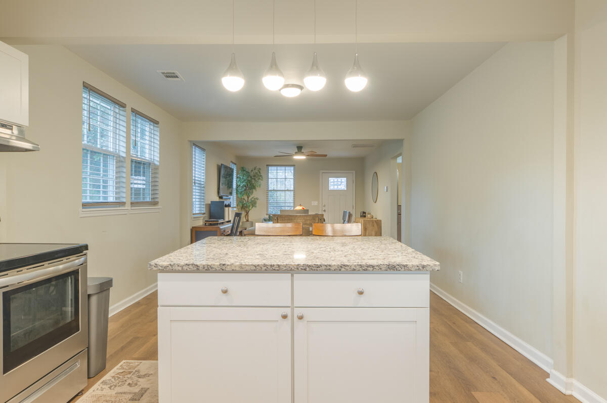 1877 Kitchen 3 WEB
