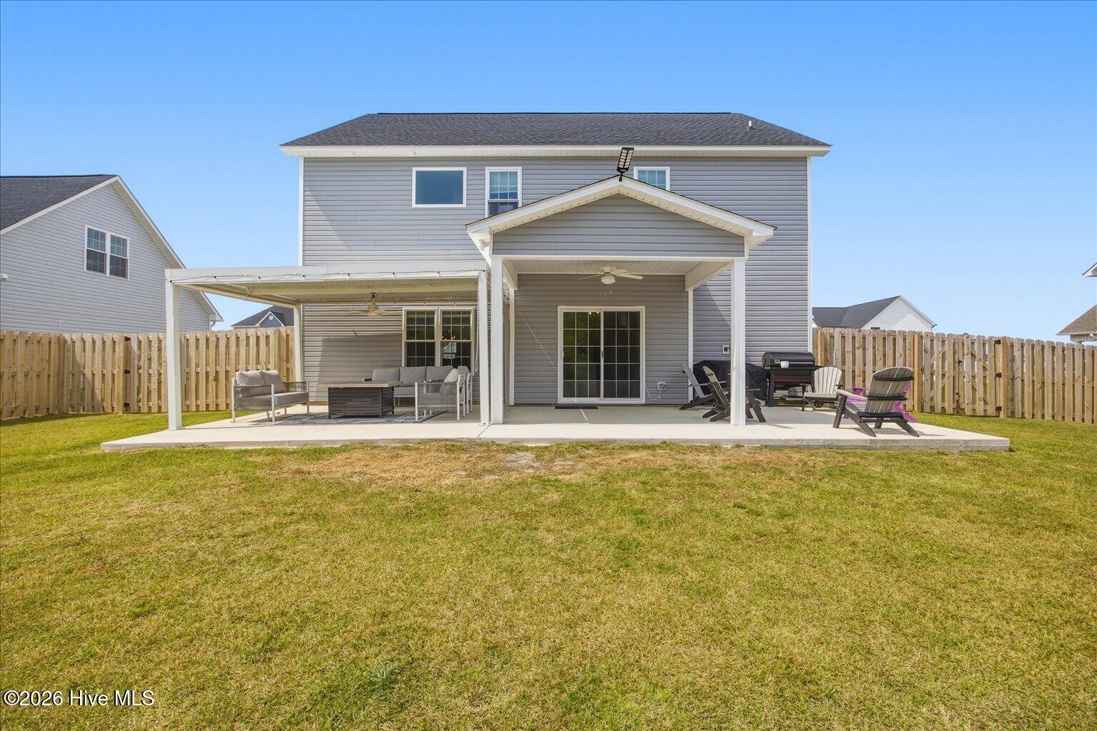 100564779 | Photo 13