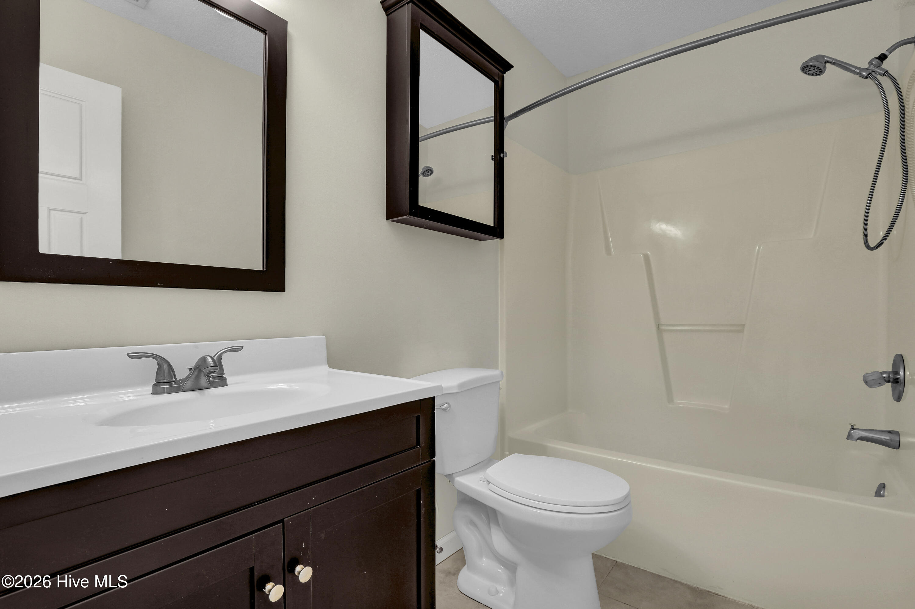 100546839 | Photo 17