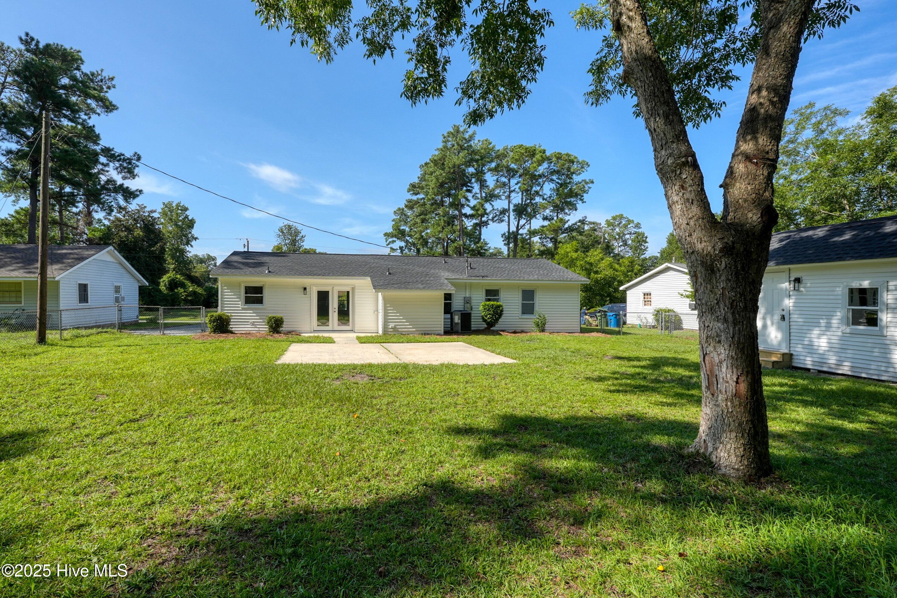 100522514 | Photo 24