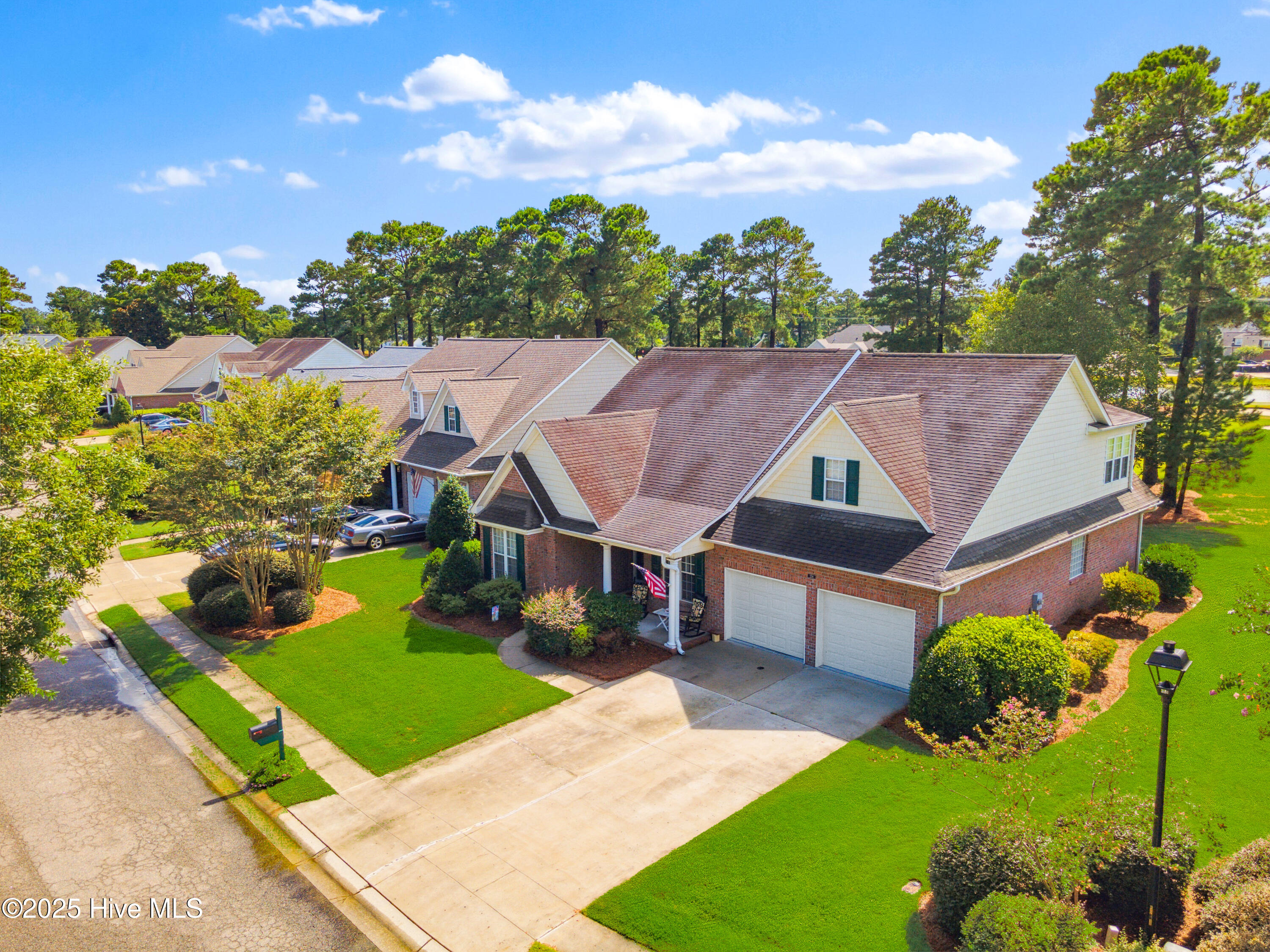 100514630 | Photo 50