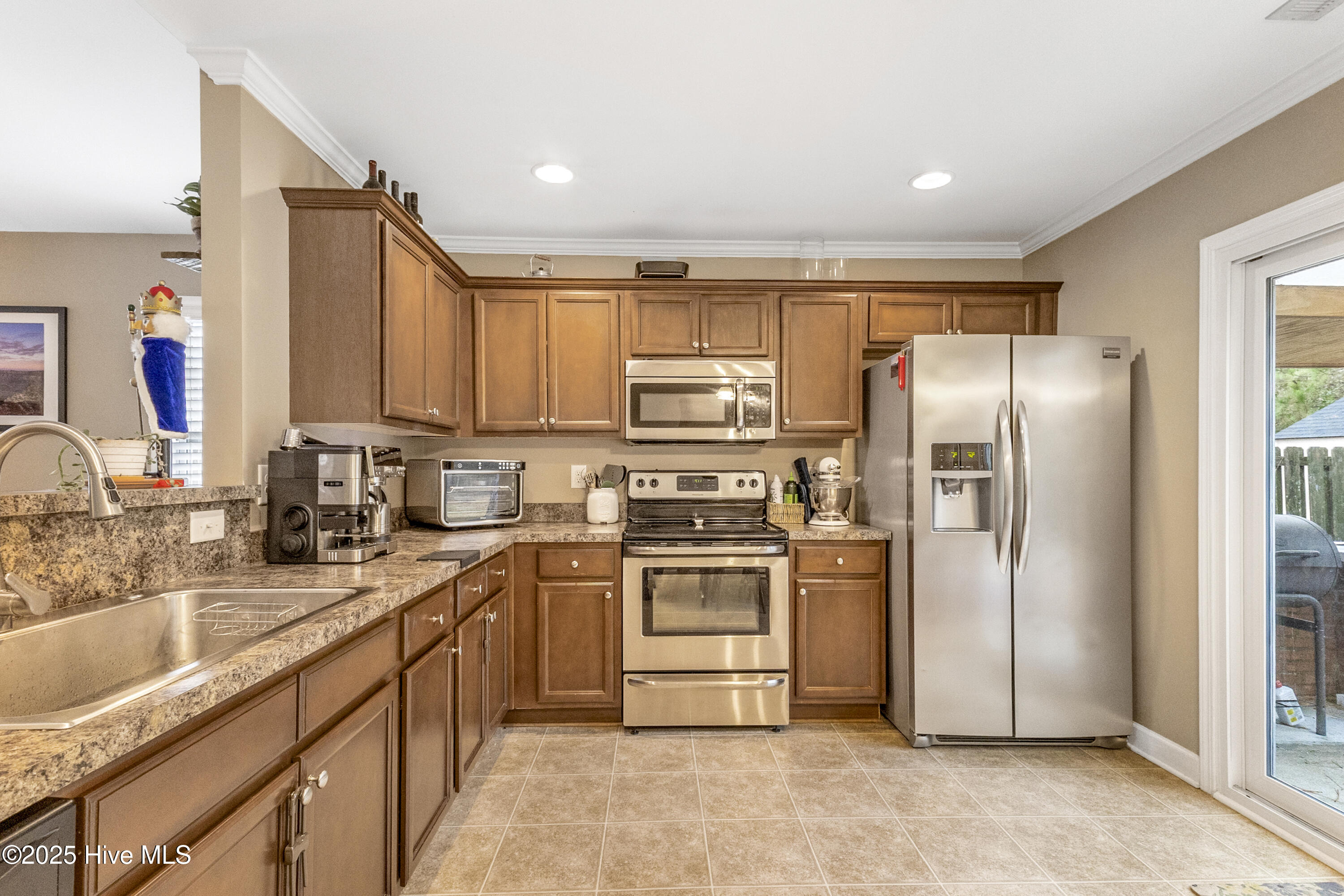 100544025 | Photo 10