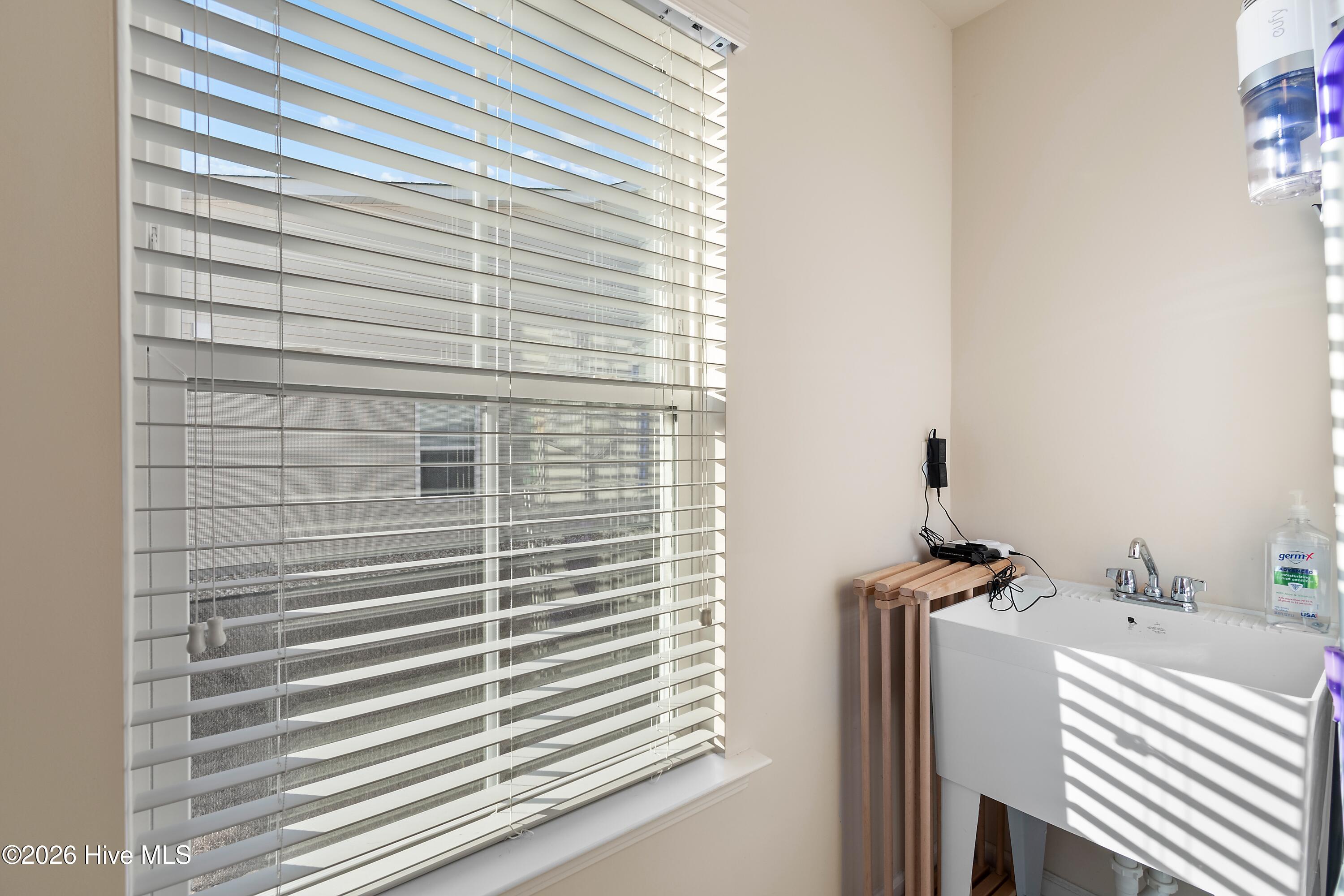 100556472 | Photo 31