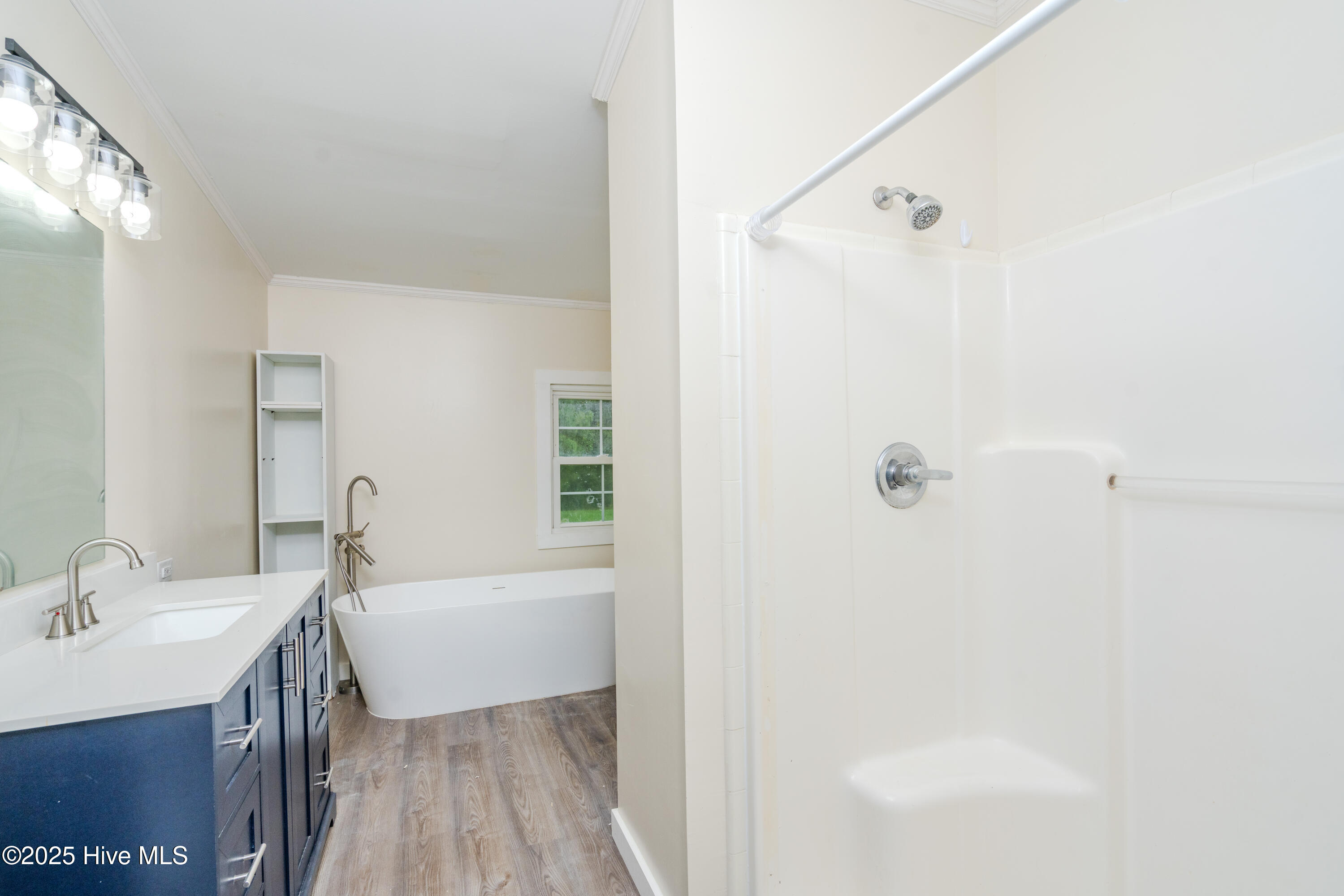 100536641 | Photo 28