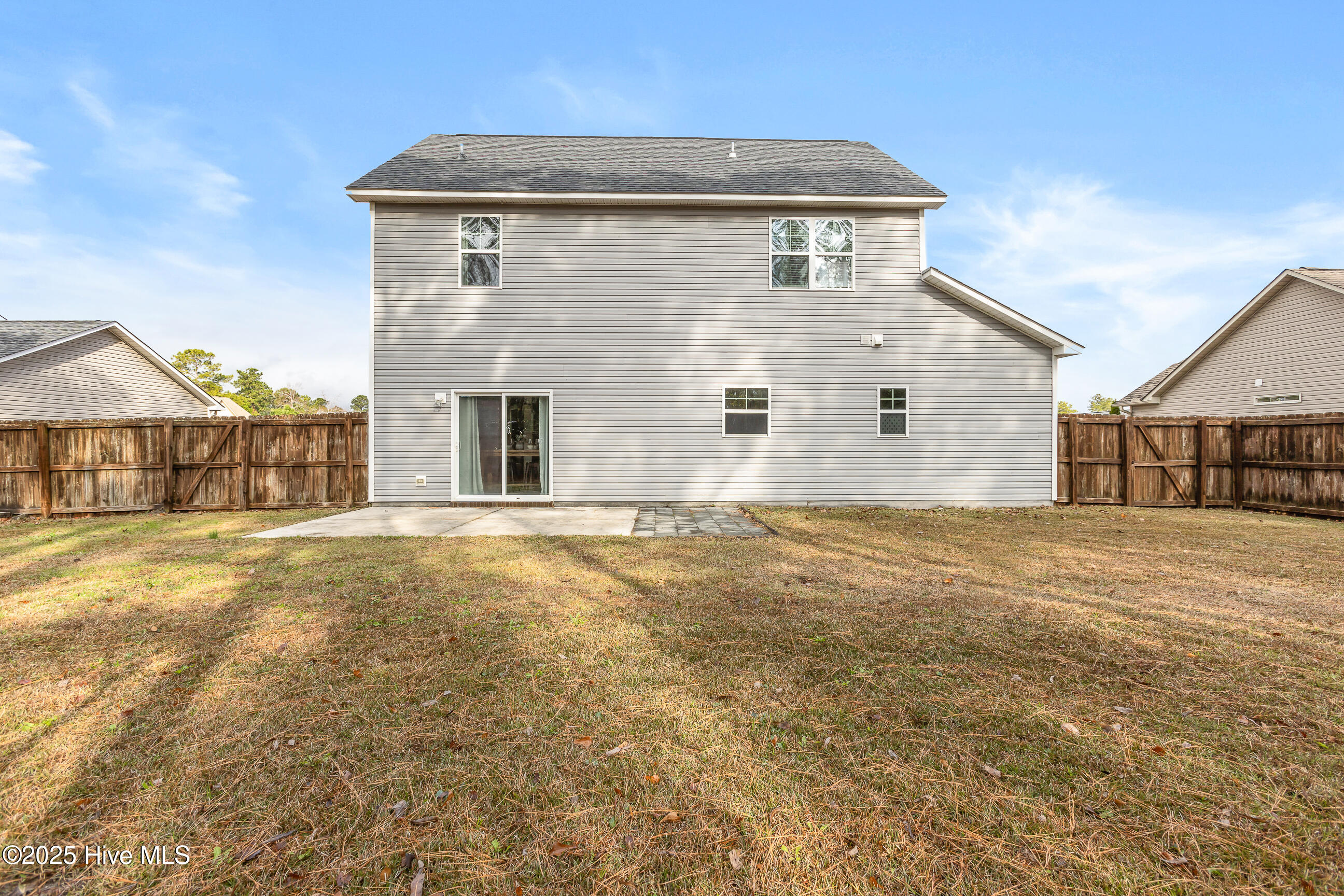 100541001 | Photo 29