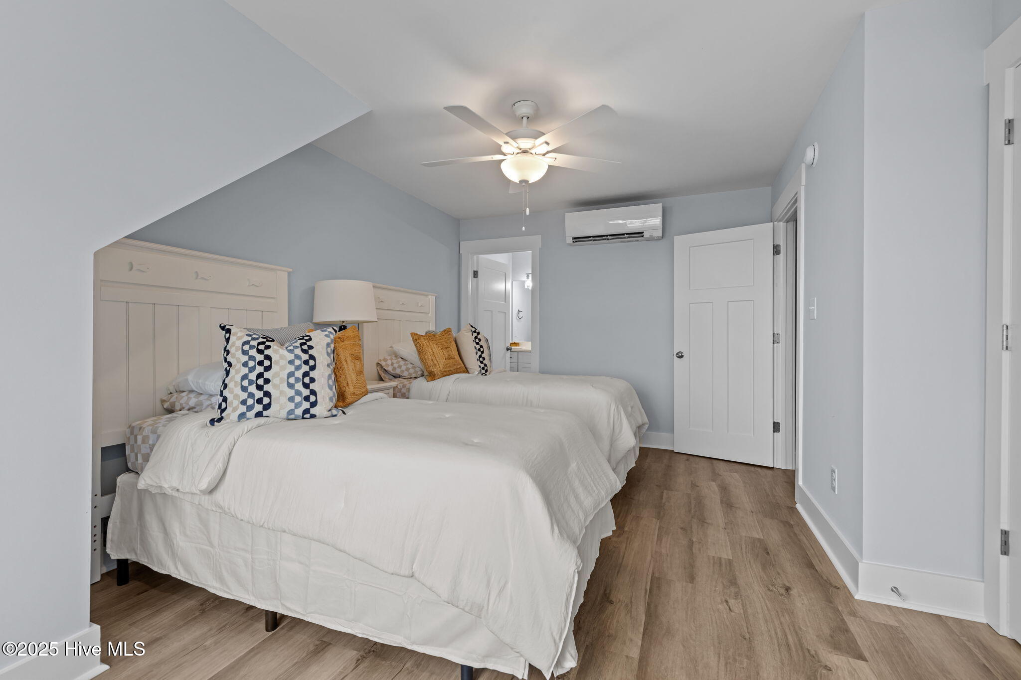 200 Olde Towne Yacht Club Drive UNIT 54, Beaufort, NC, 28516