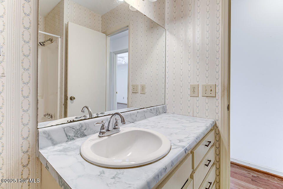 100541590 | Photo 20