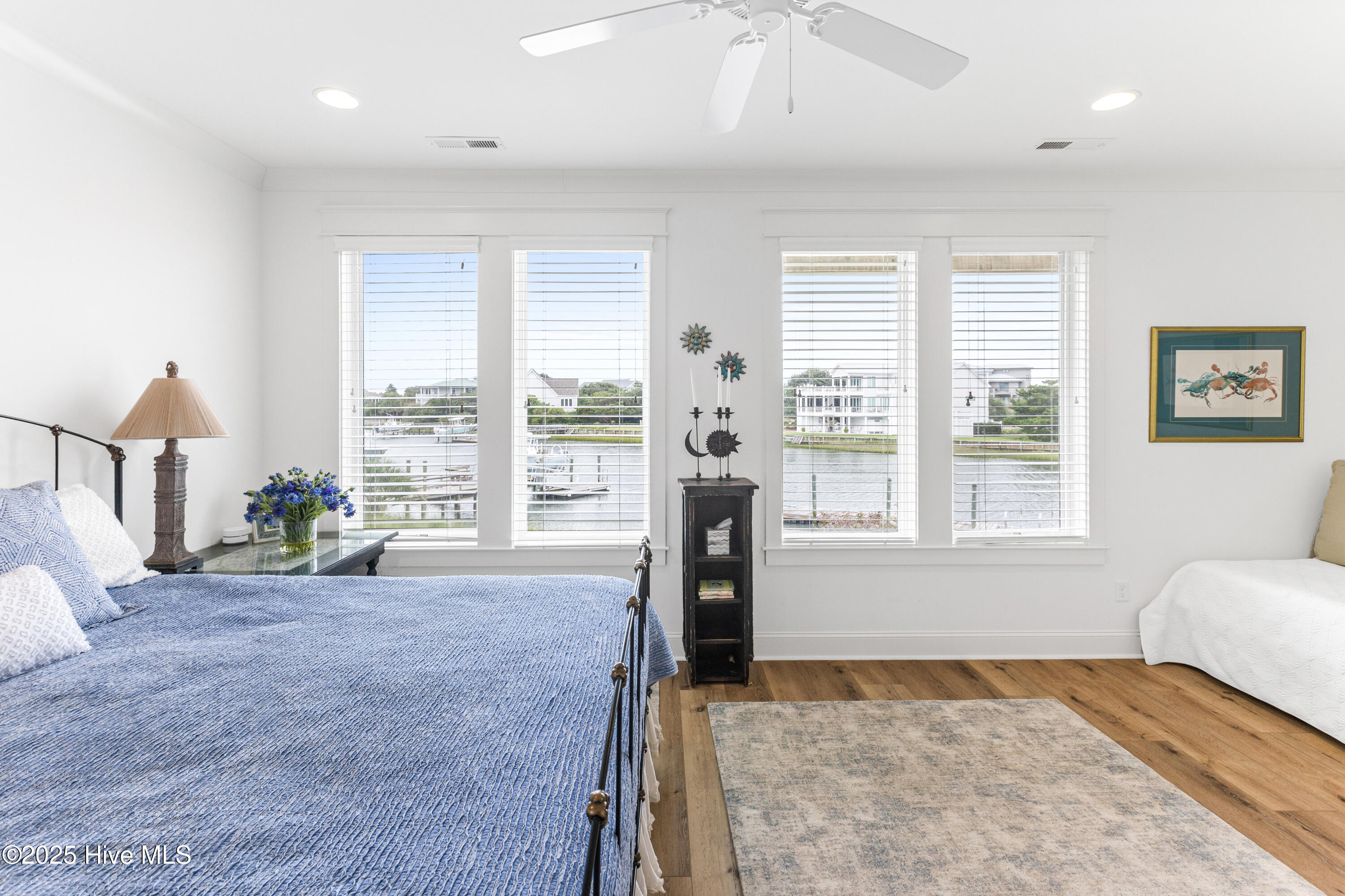 100531006 | Photo 30