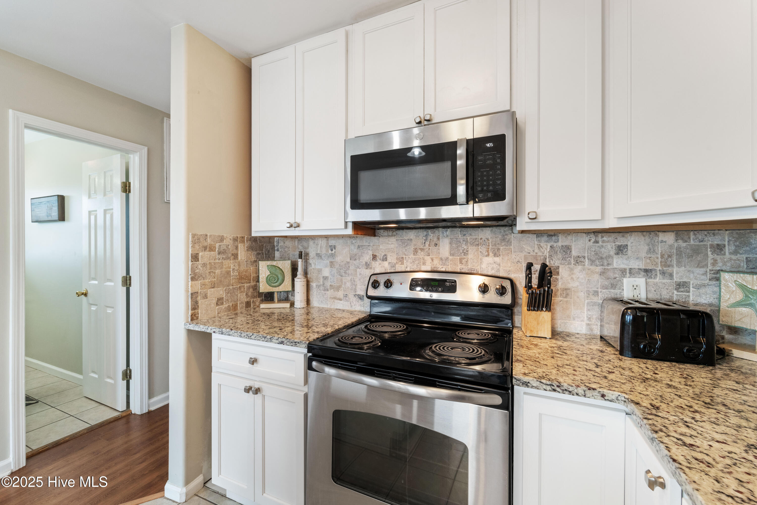 100533814 | Photo 120