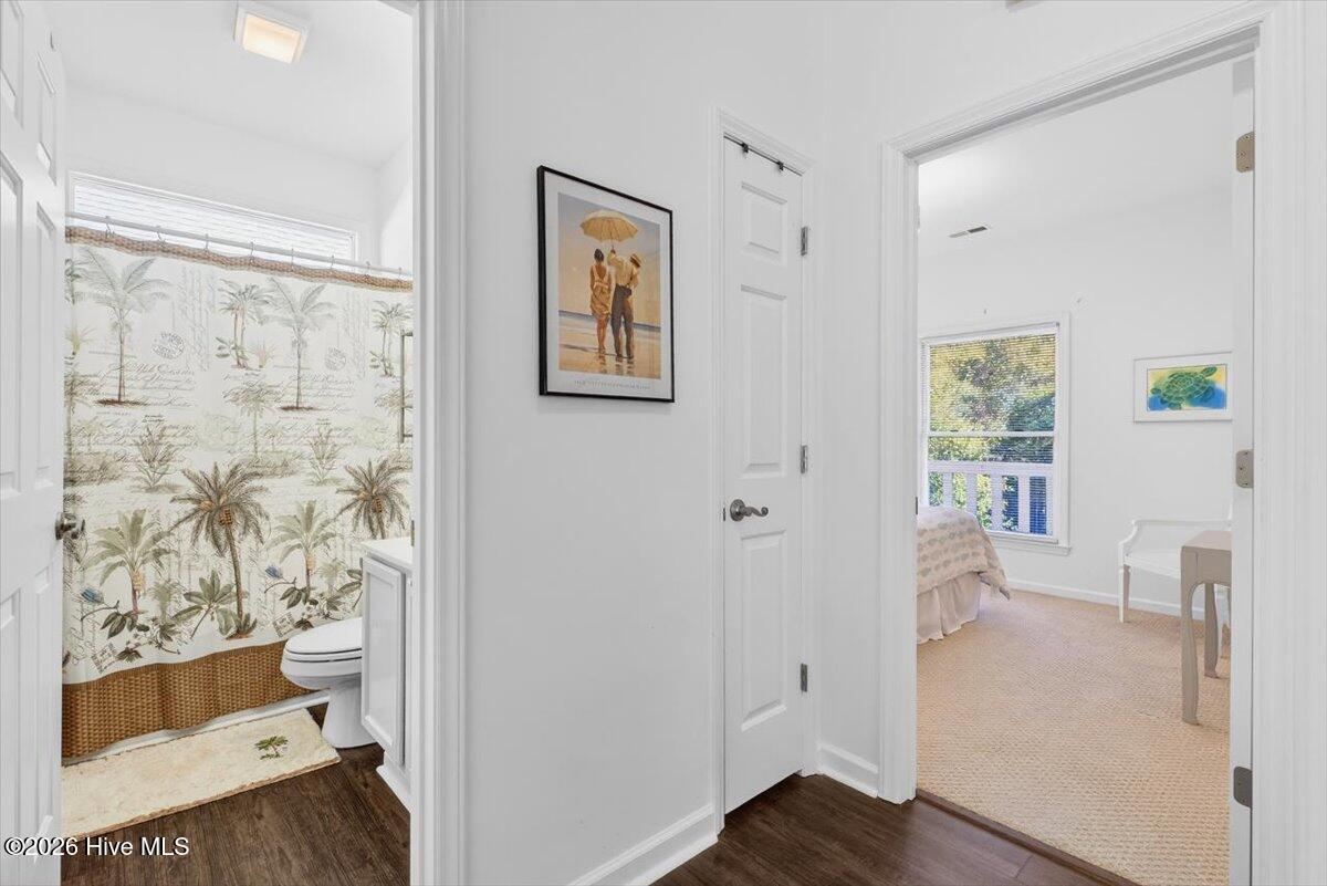 100551155 | Photo 35