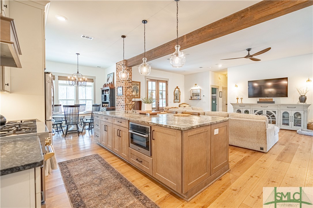 From Side Sink/Wet bar to kitchen