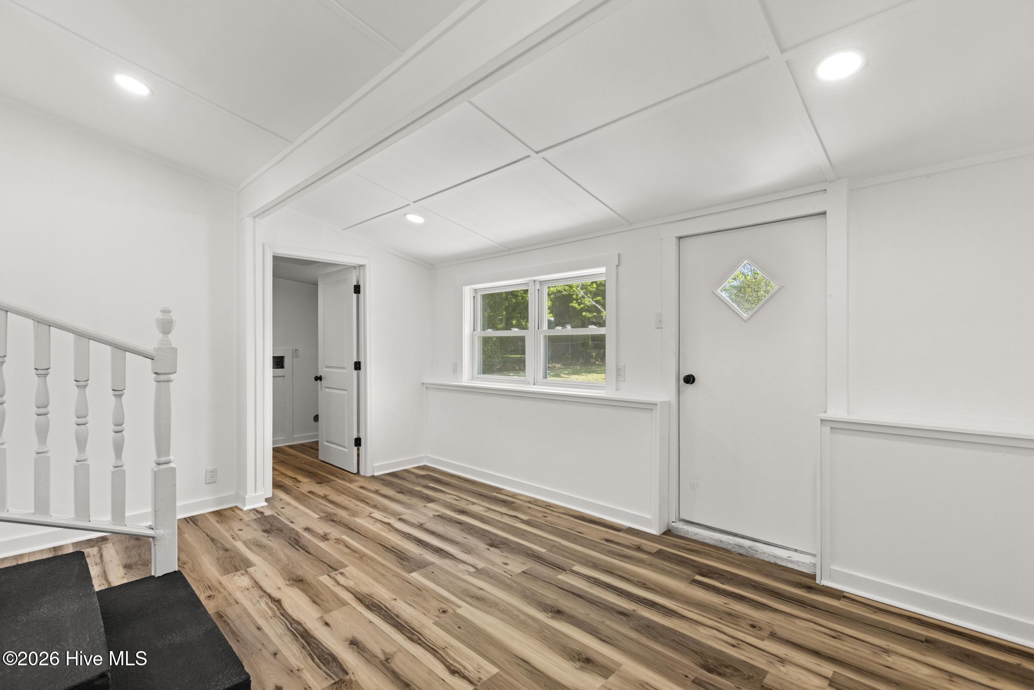 100569487 | Photo 21