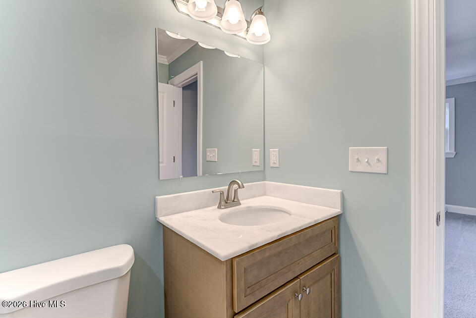 100558677 | Photo 40