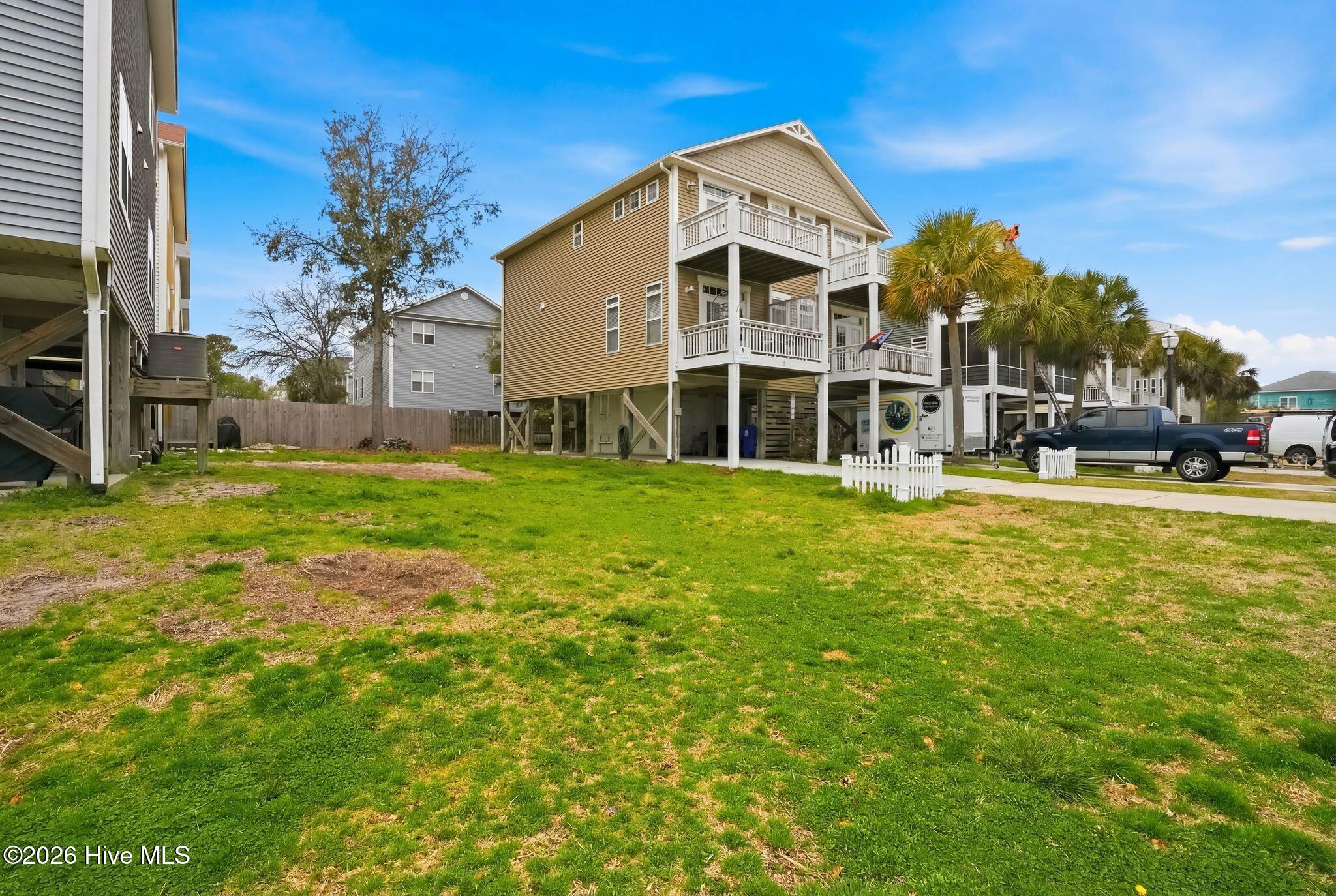 100558229 | Photo 50