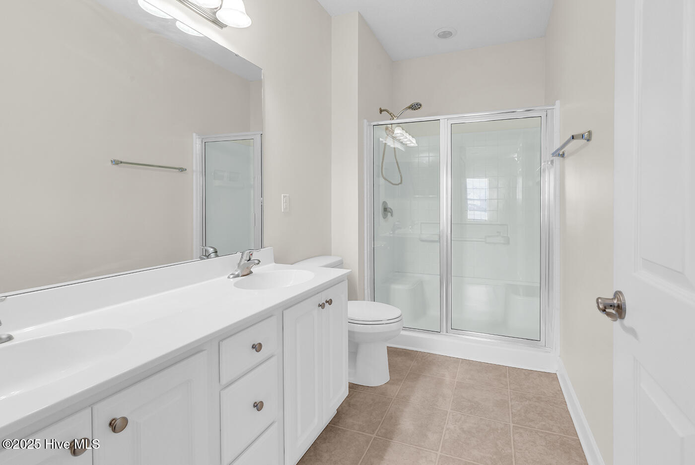 100545538 | Photo 27