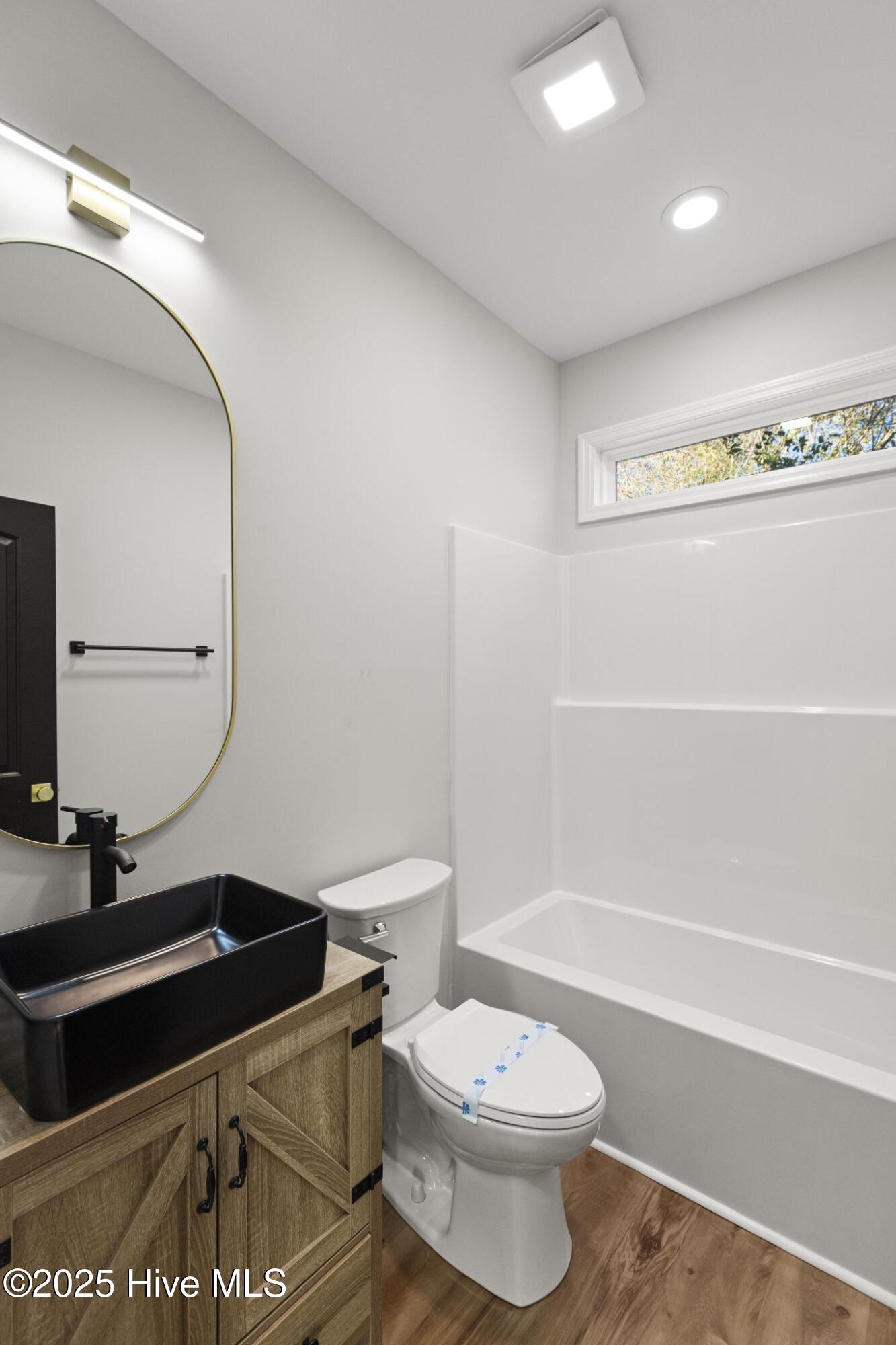 100551416 | Photo 31