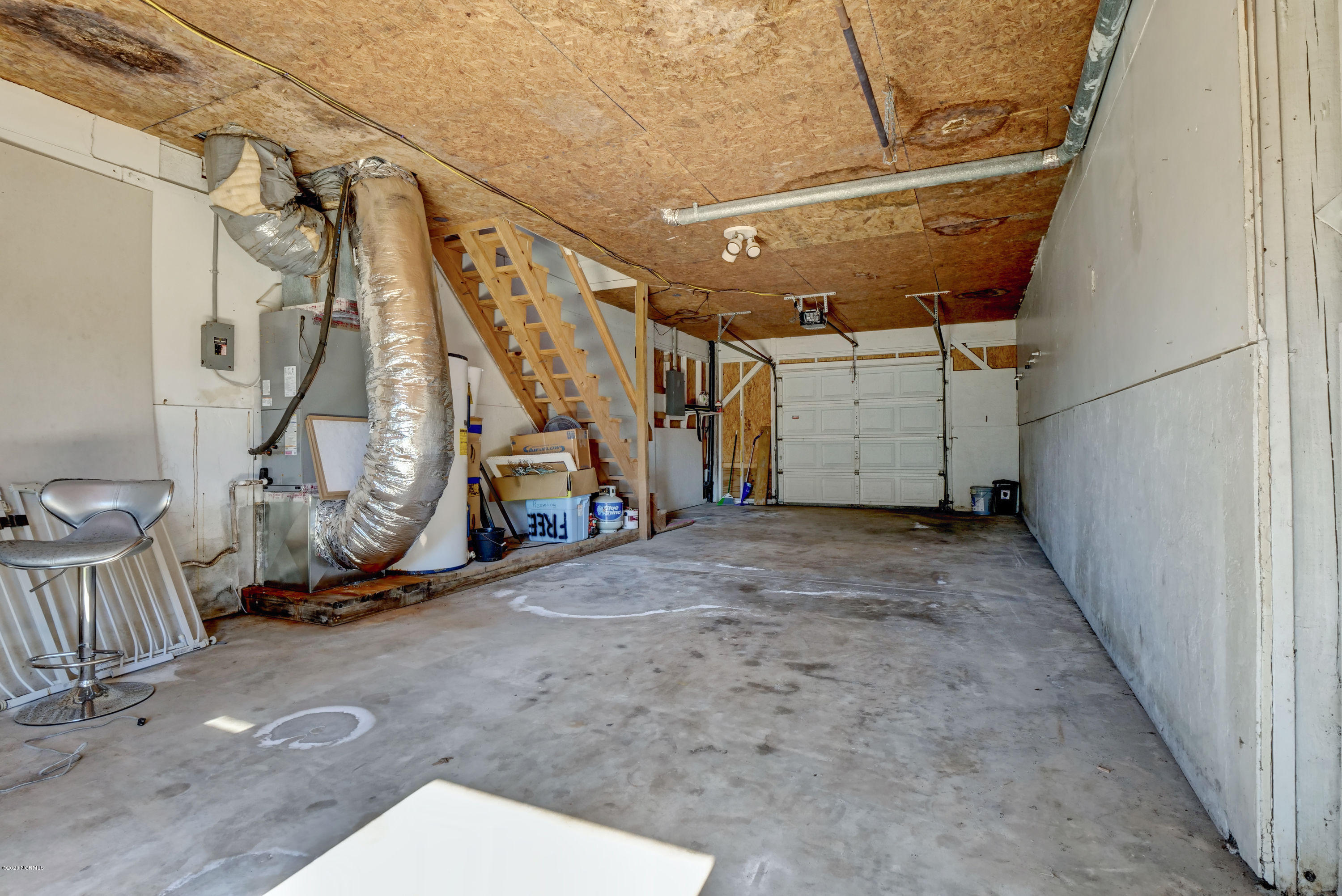 100544087 | Photo 27