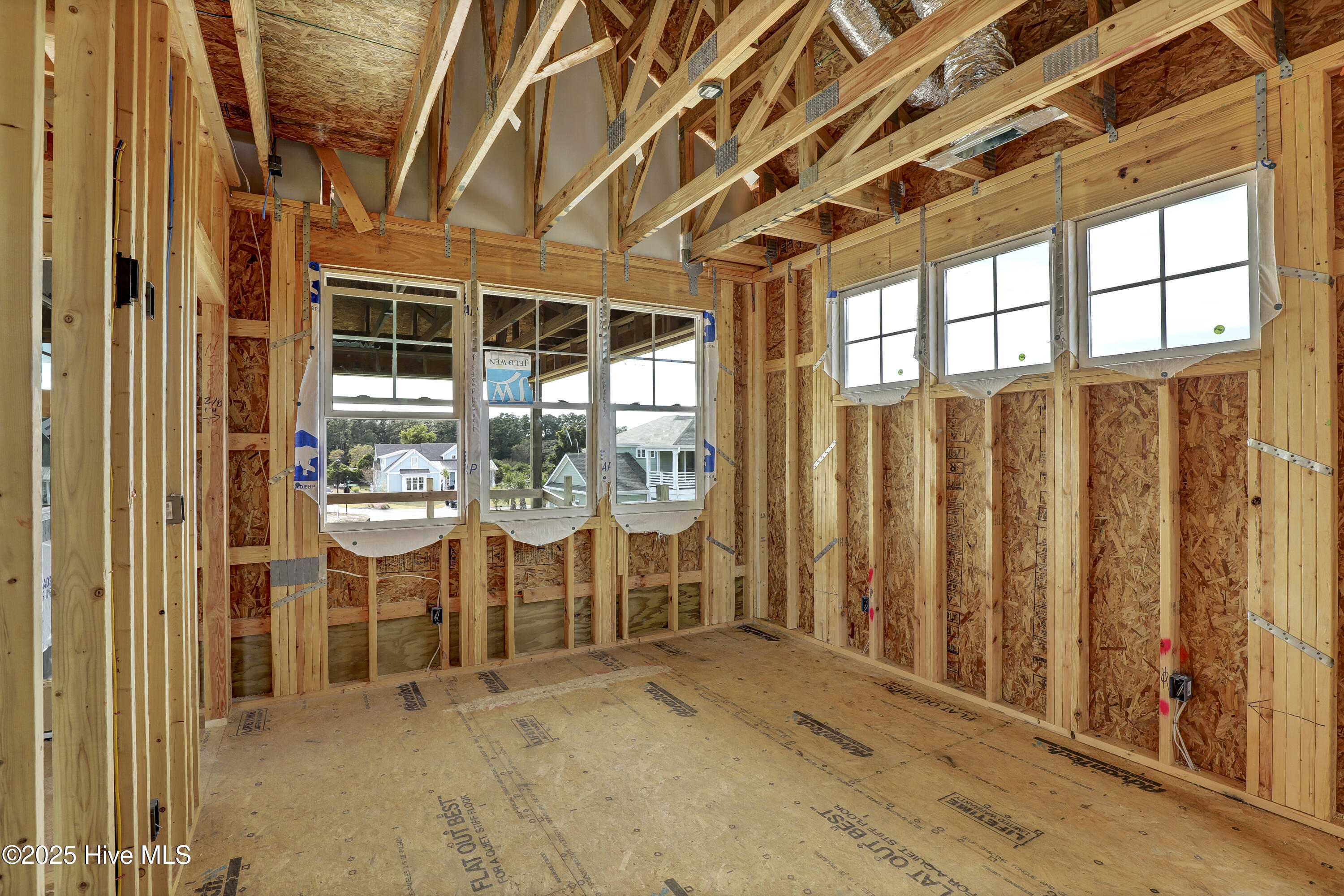 100539864 | Photo 21