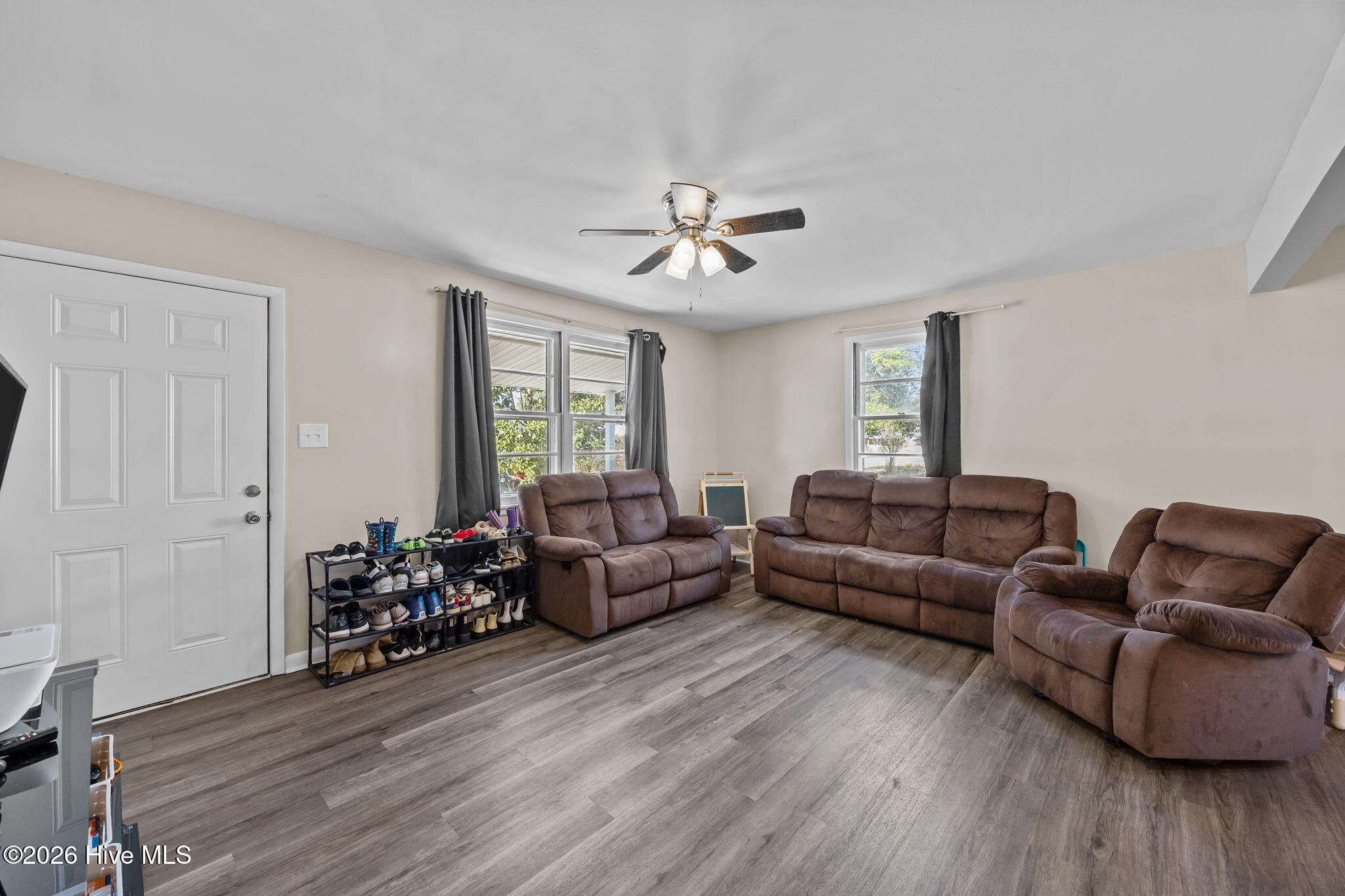 100555911 | Photo 10