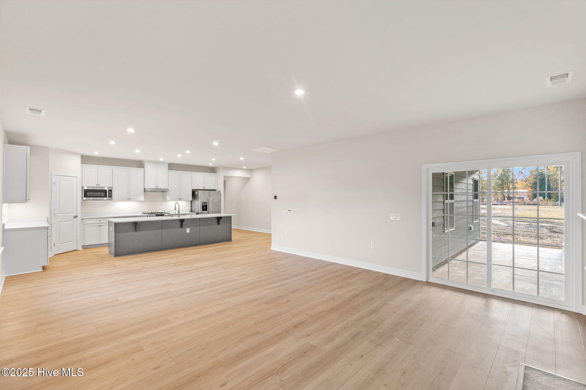 Homes for sale in Navassa, NC | 4017 Farmfield Dr, Navassa, NC 28451 | MLS# 100525264