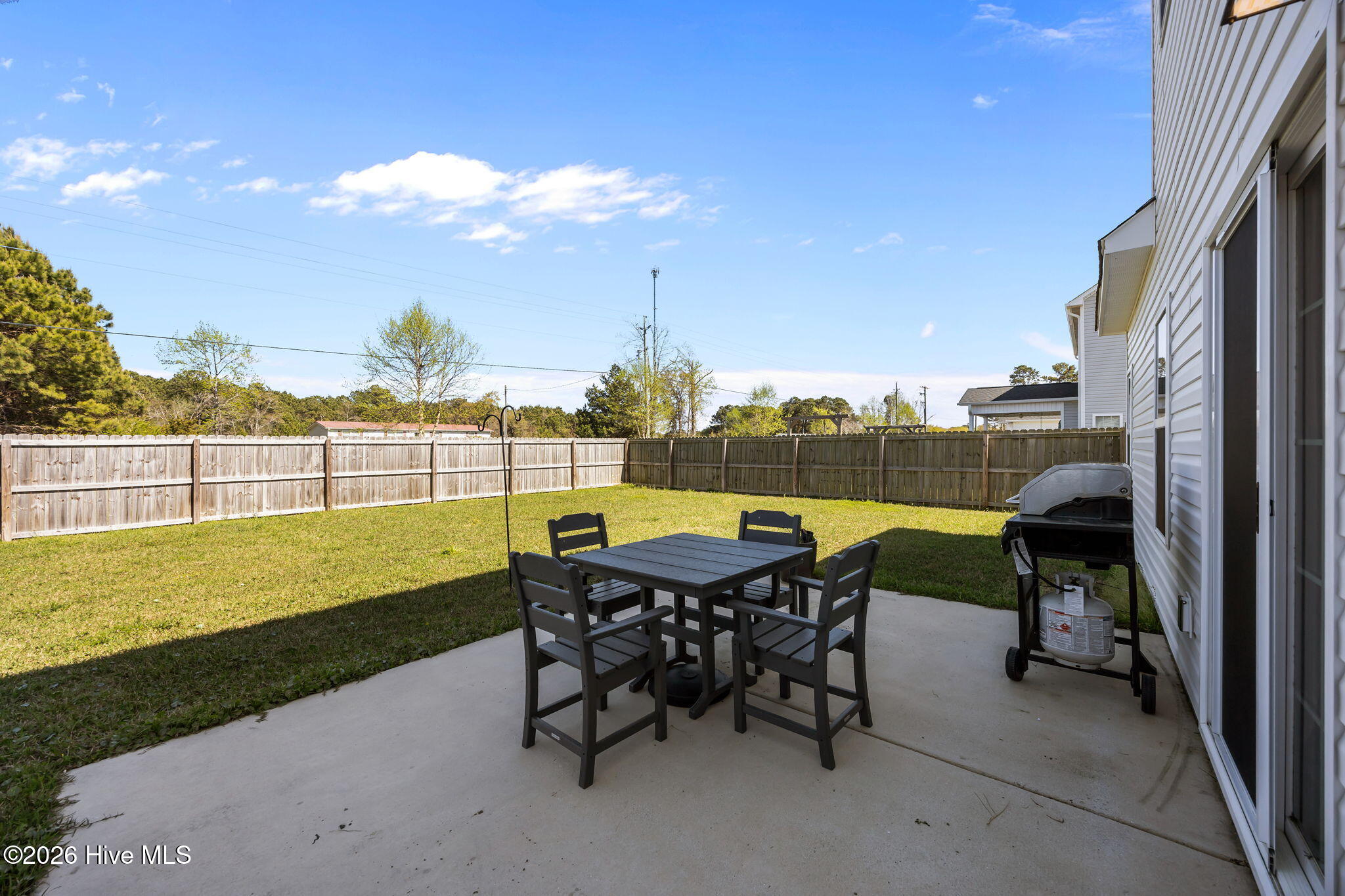 100564865 | Photo 38