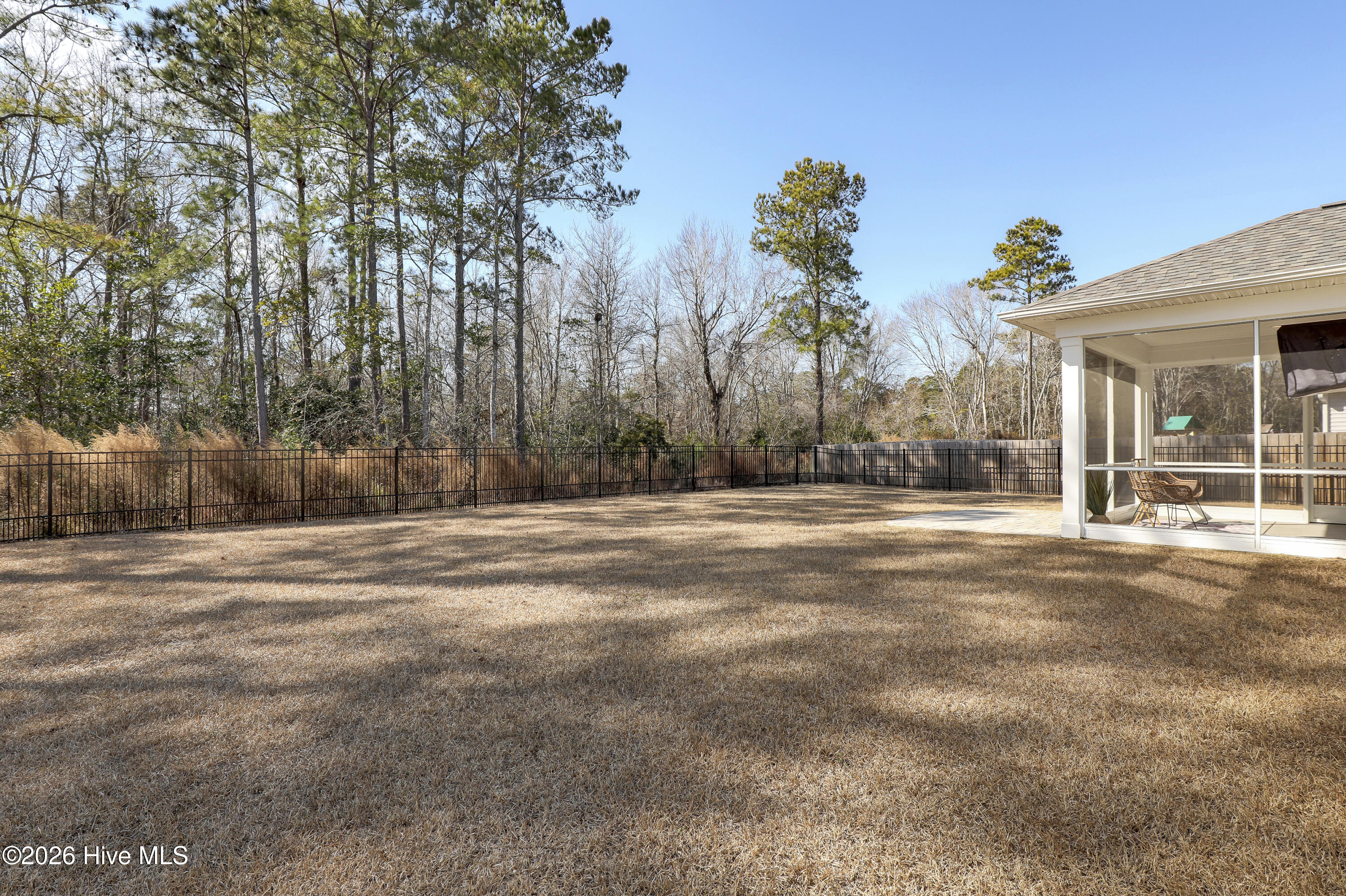 100550923 | Photo 29