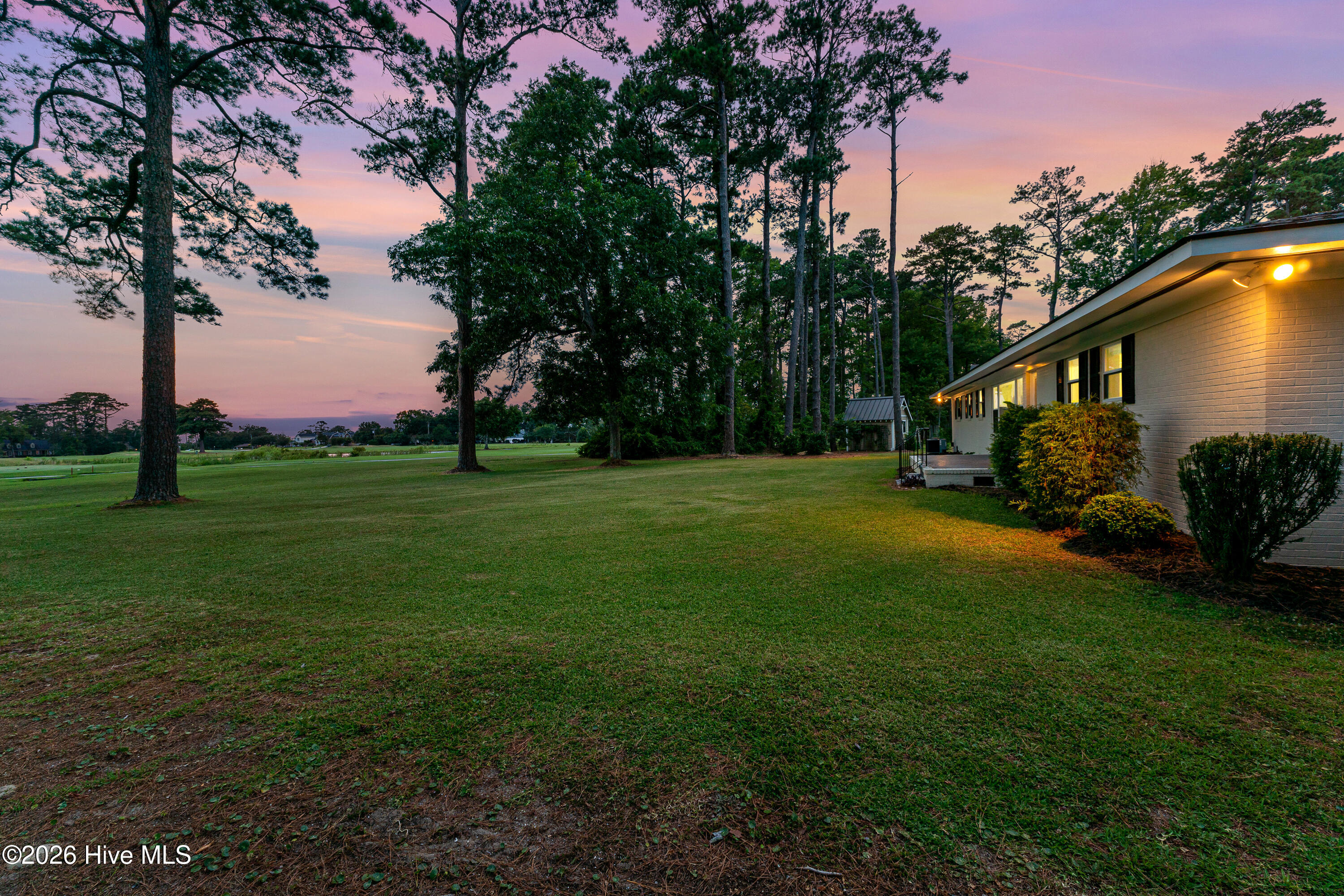 1705 River Drive,Morehead City